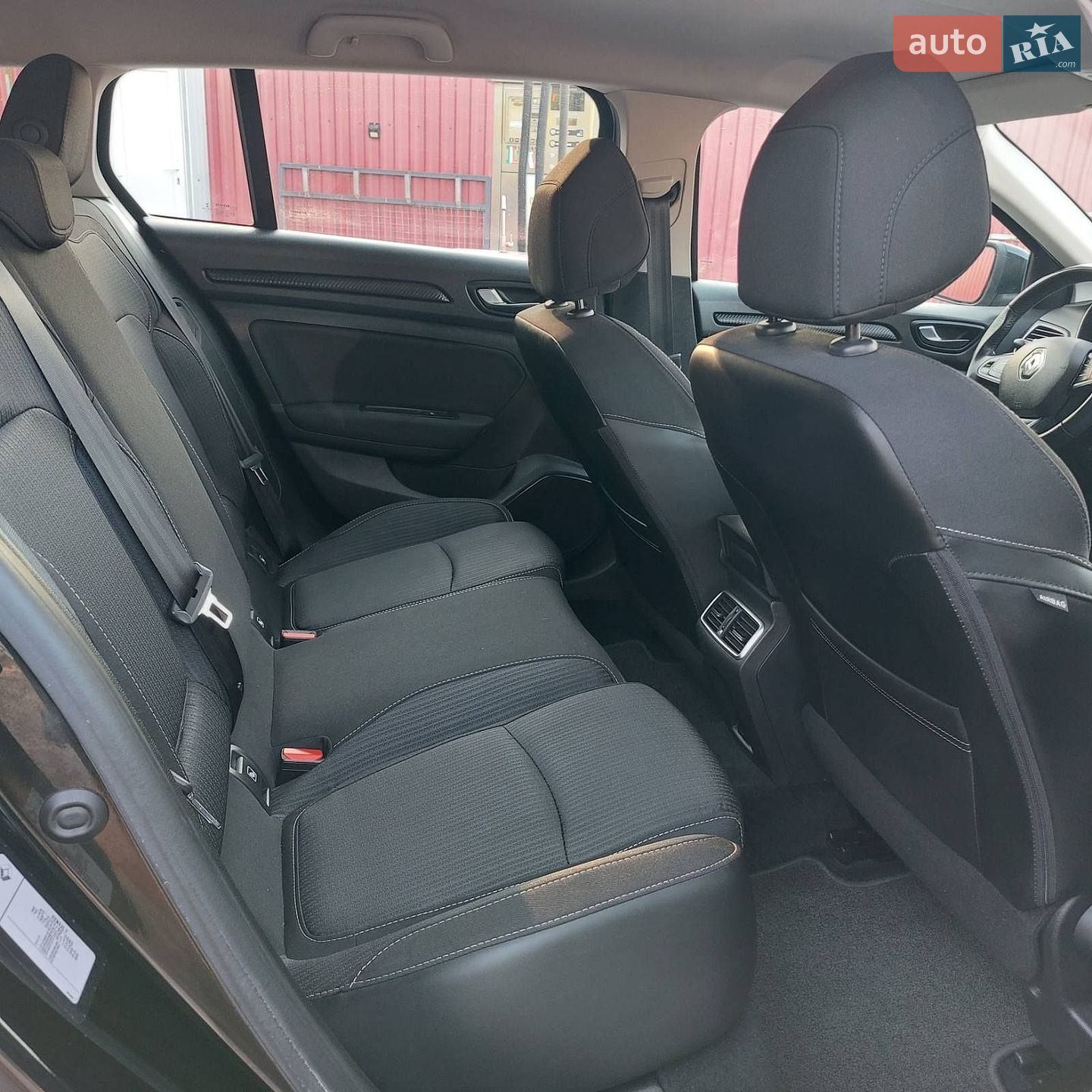 Renault Megane 2018 VIN VF1RFB00961102626 фото оголошення 31 з 63