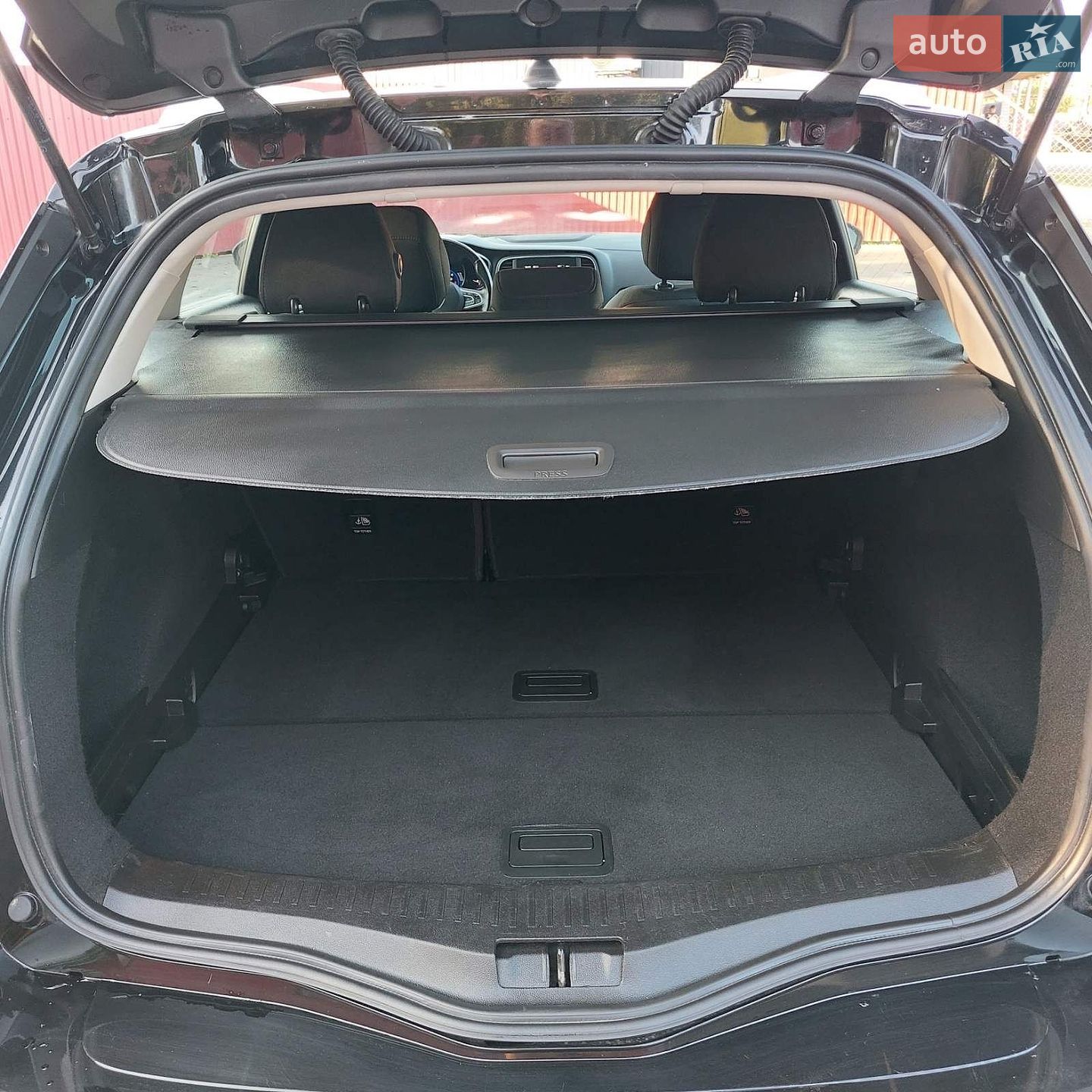 Renault Megane 2018 VIN VF1RFB00961102626 фото оголошення 39 з 63