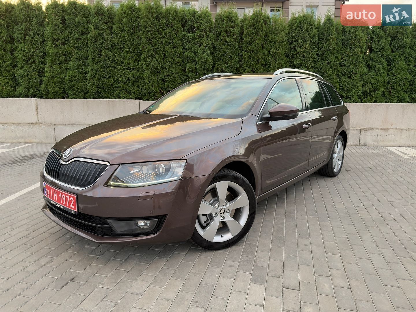 Skoda Octavia 2014 VIN TMBJD7NE3E0083615 фото оголошення 4 з 135