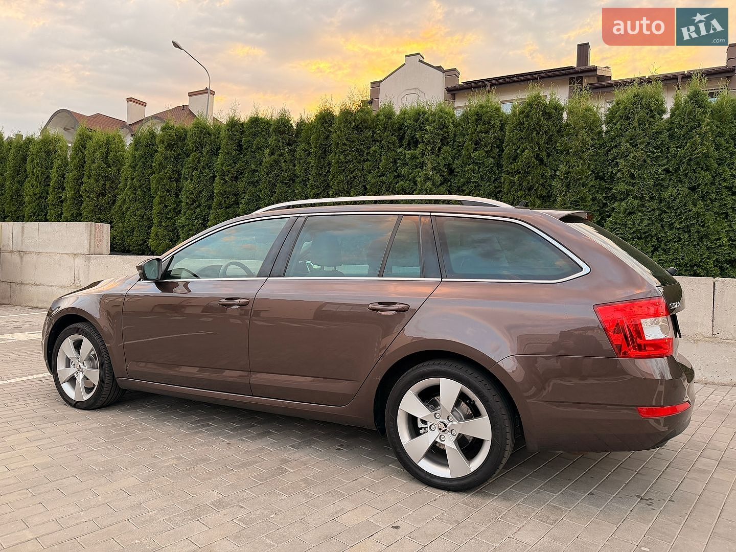 Skoda Octavia 2014 VIN TMBJD7NE3E0083615 фото оголошення 8 з 135