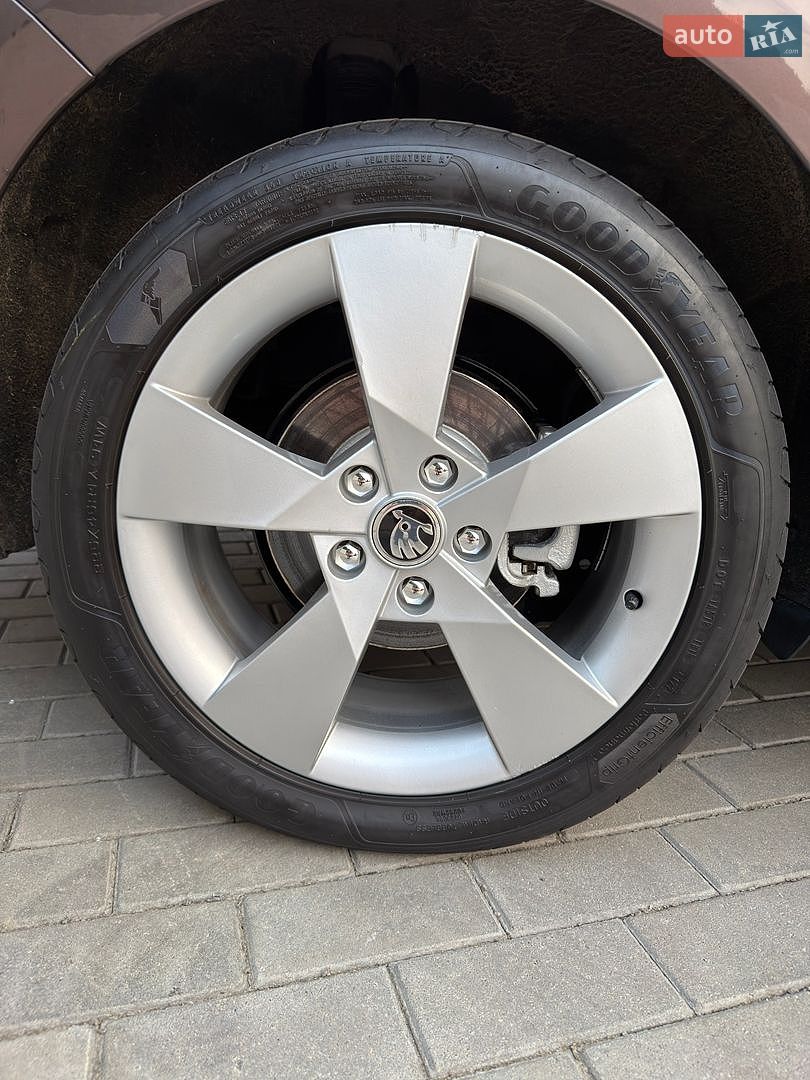 Skoda Octavia 2014 VIN TMBJD7NE3E0083615 фото оголошення 63 з 135