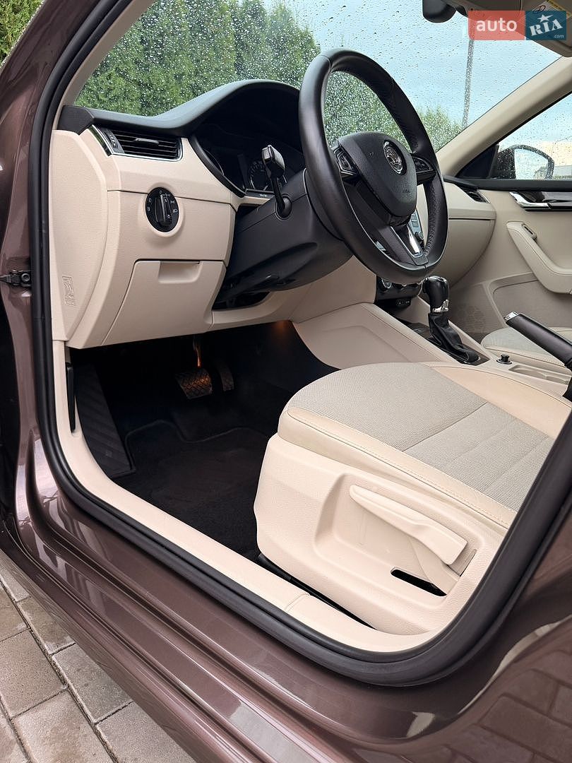 Skoda Octavia 2014 VIN TMBJD7NE3E0083615 фото оголошення 104 з 135