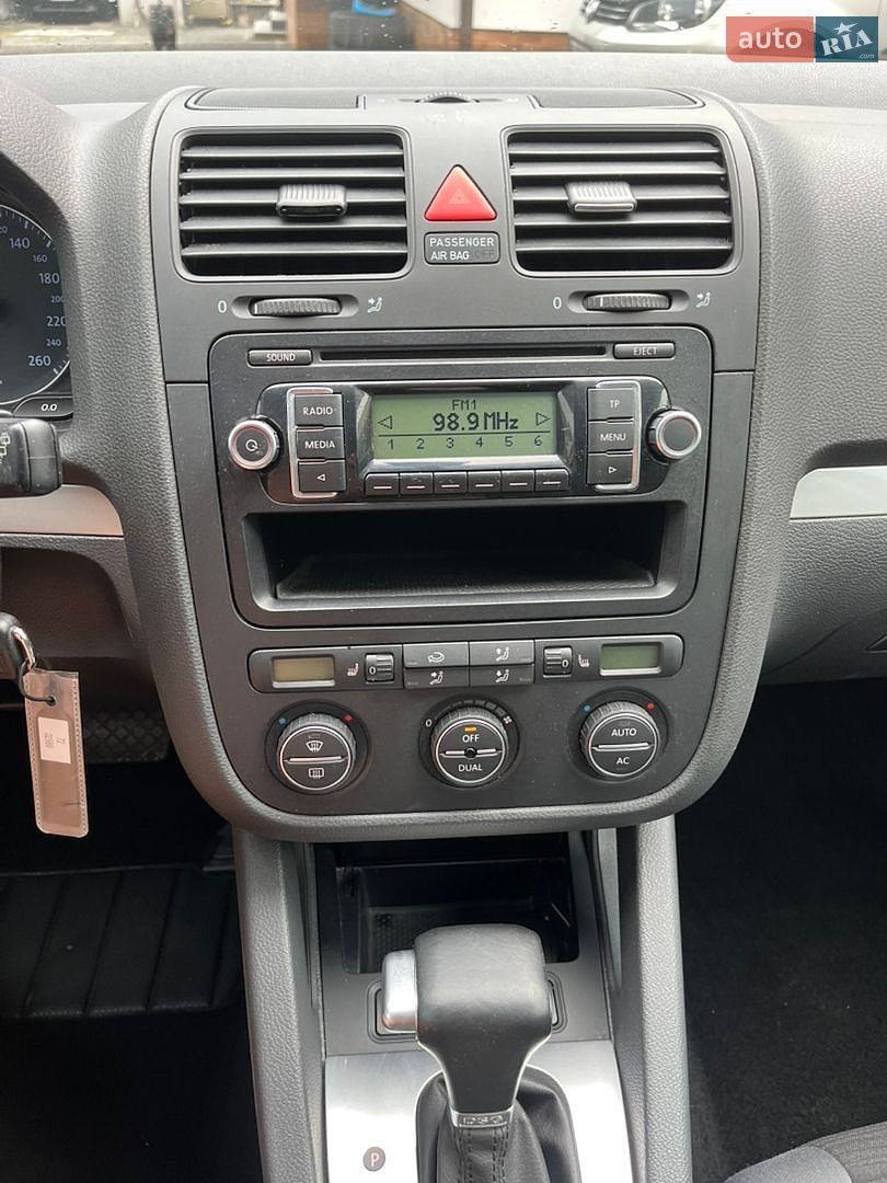 Volkswagen Golf 2008 VIN WVWZZZ1KZ8P102148 фото оголошення 28 з 38