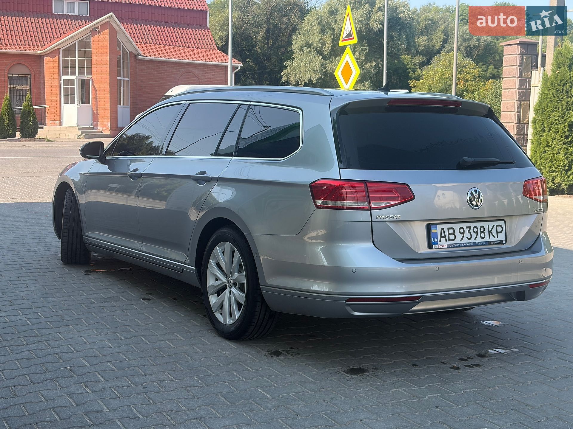 Volkswagen Passat 2017 VIN WVWZZZ3CZJE043814 фото оголошення 4 з 18