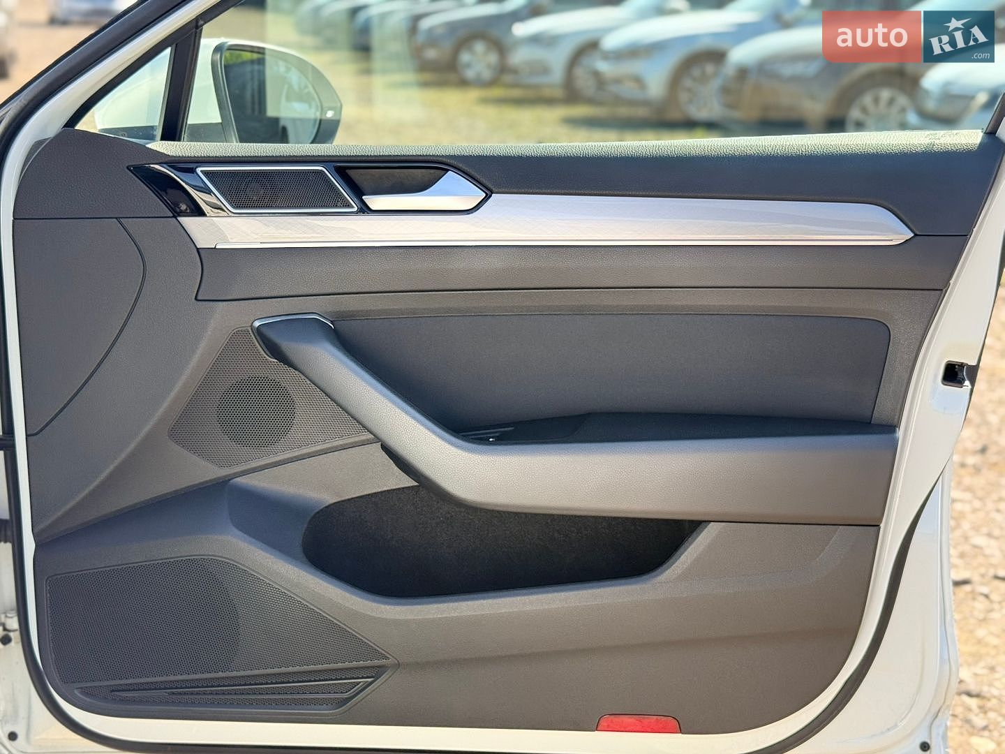 Volkswagen Passat 2020 VIN WVWZZZ3CZME002985 фото оголошення 40 з 86