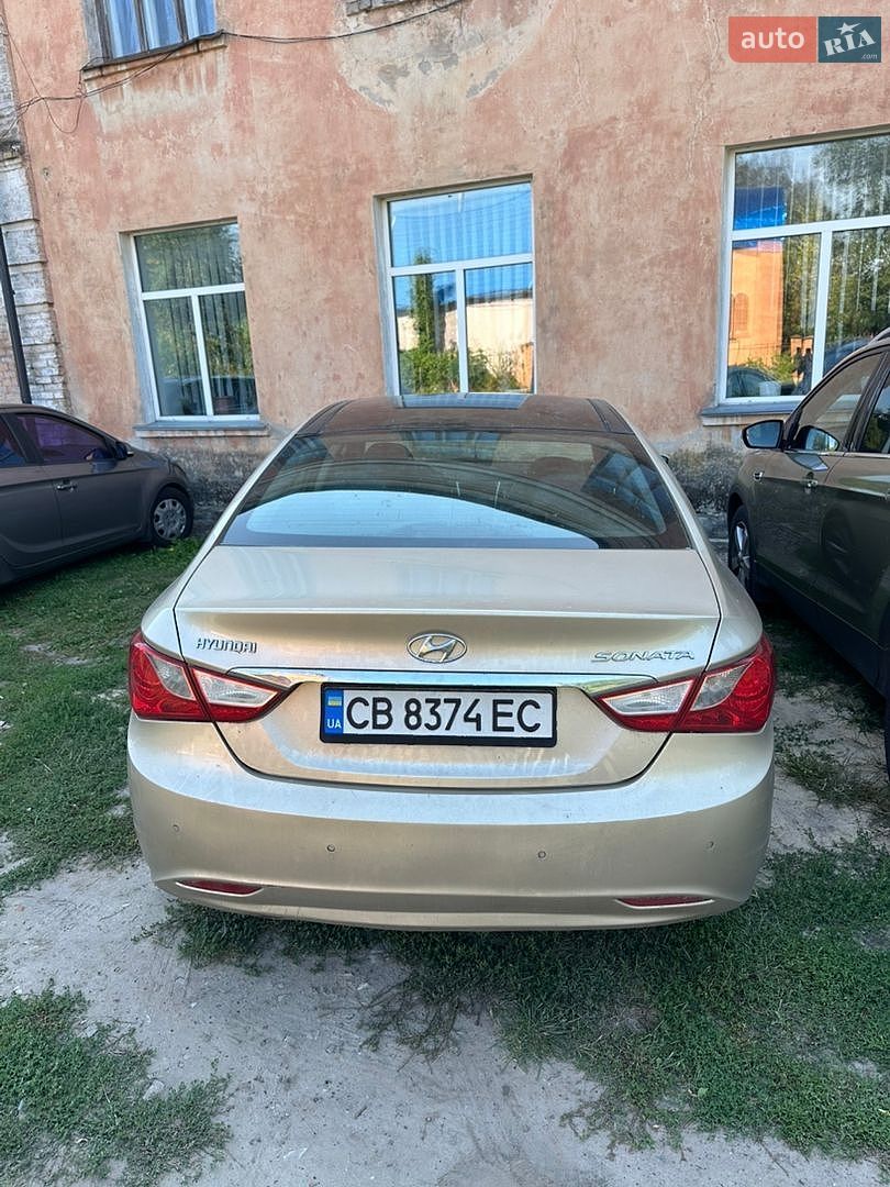 Hyundai Sonata 2010 VIN KMHEC41BBBA132846 фото оголошення 3 з 7