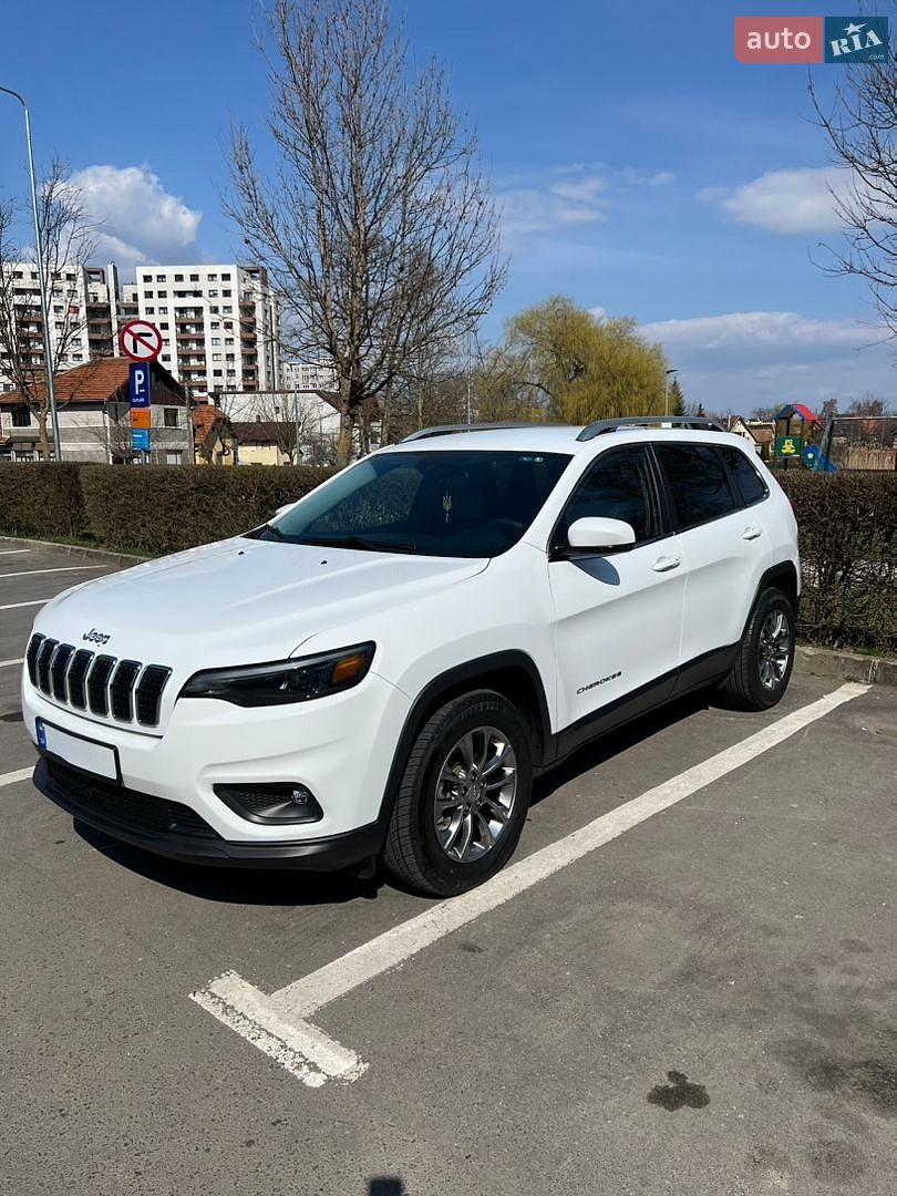 Jeep Cherokee 2021 VIN 1C4PJMMX6MD223068 фото оголошення 6 з 17