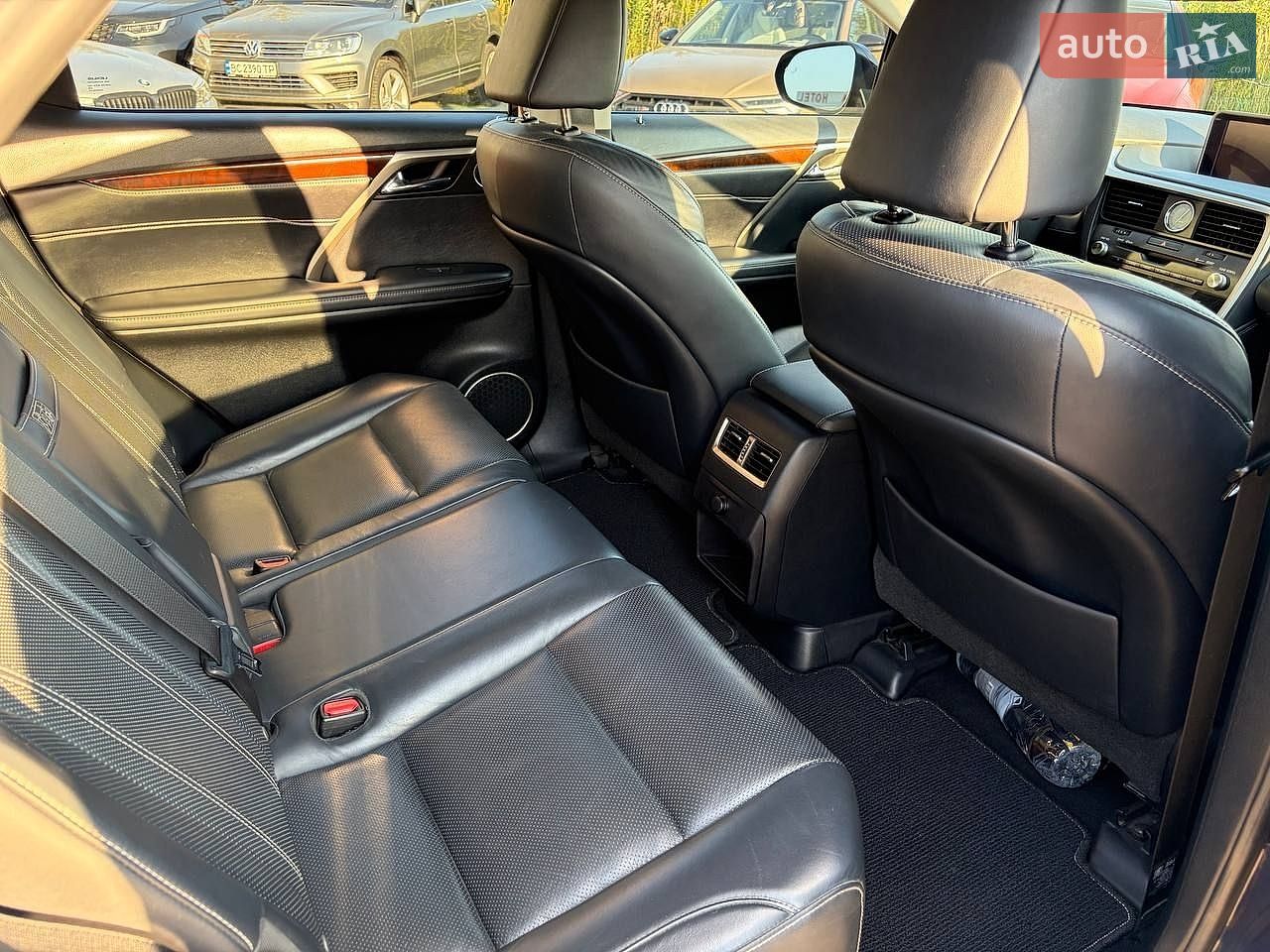 Lexus RX 2018 VIN 2T2BZMCA9JC140187 фото оголошення 11 з 23