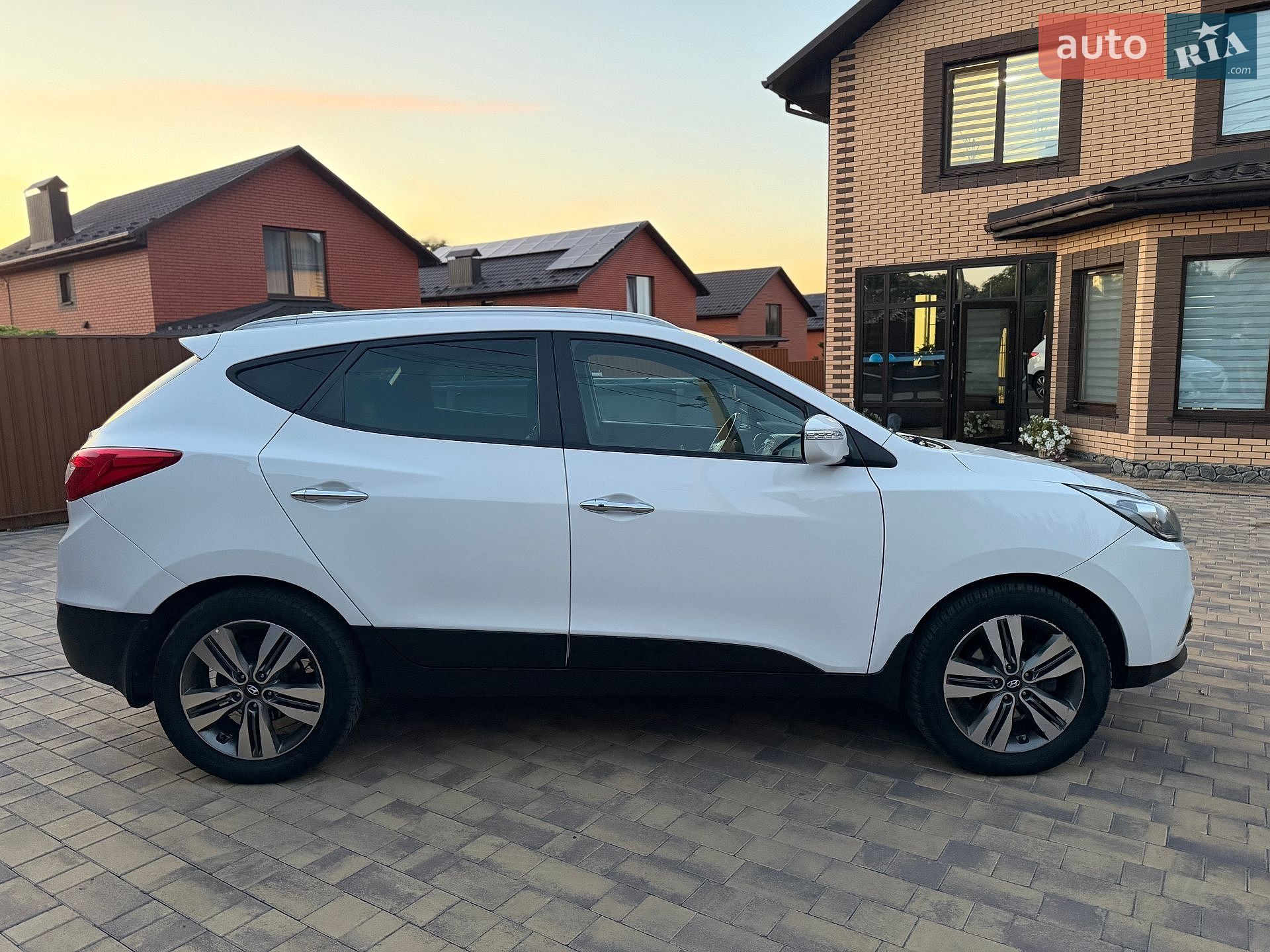 Hyundai ix35 2014 VIN TMAJU81VDEJ589589 фото оголошення 10 з 34