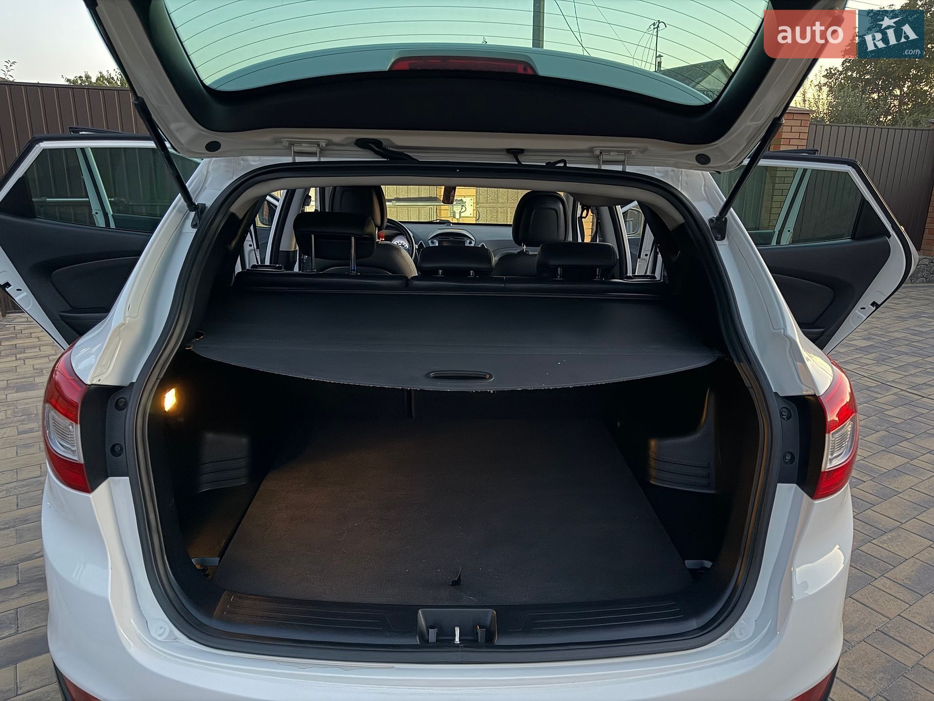 Hyundai ix35 2014 VIN TMAJU81VDEJ589589 фото оголошення 33 з 34