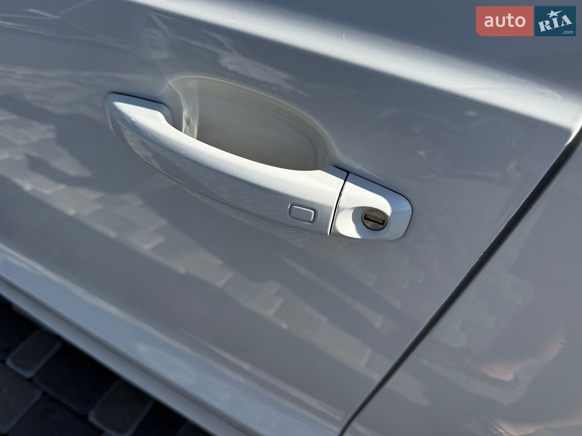 Audi Q3 2018 VIN WA1BCCFSXJR012223 фото оголошення 17 з 60
