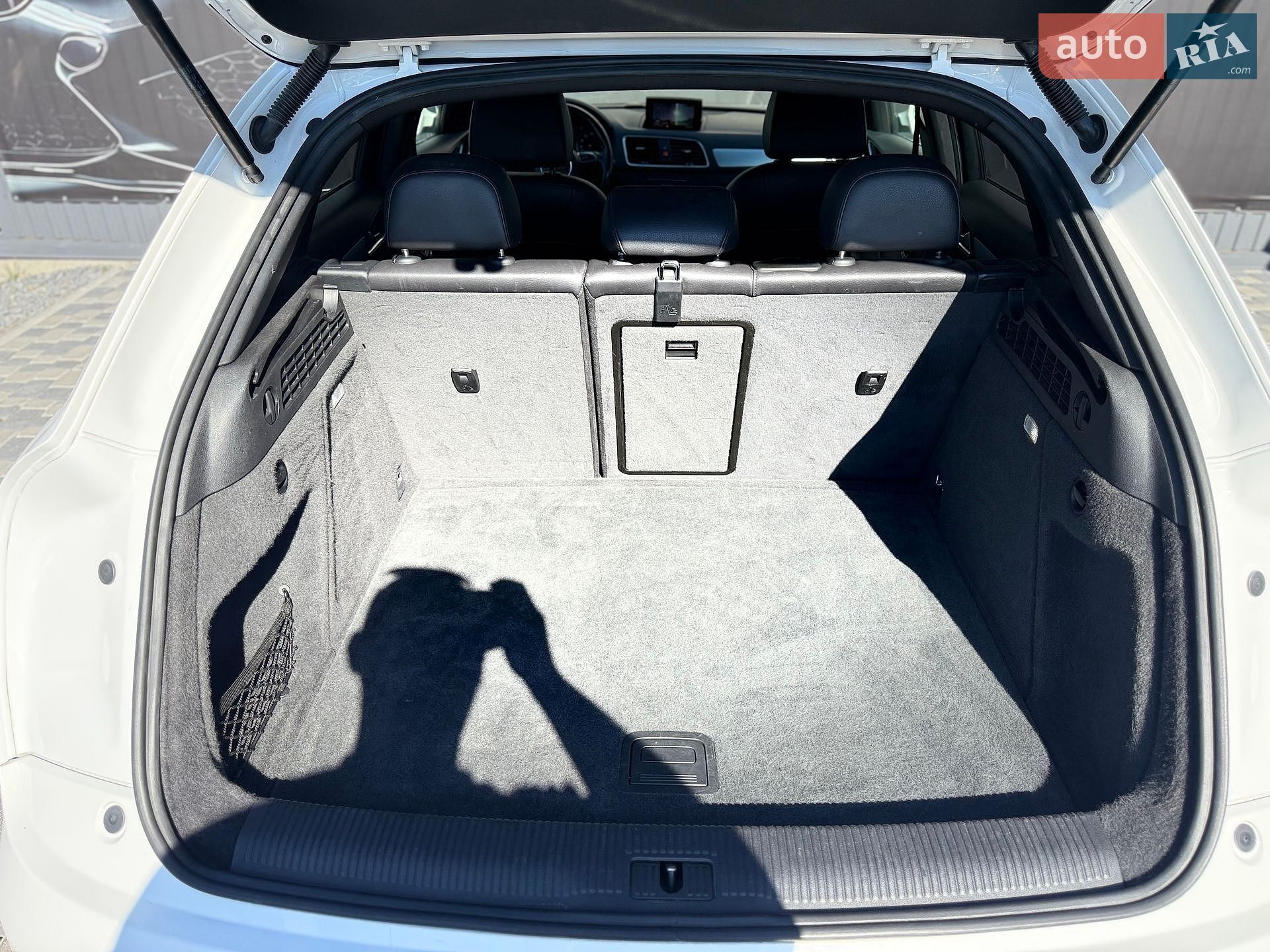 Audi Q3 2018 VIN WA1BCCFSXJR012223 фото оголошення 16 з 60