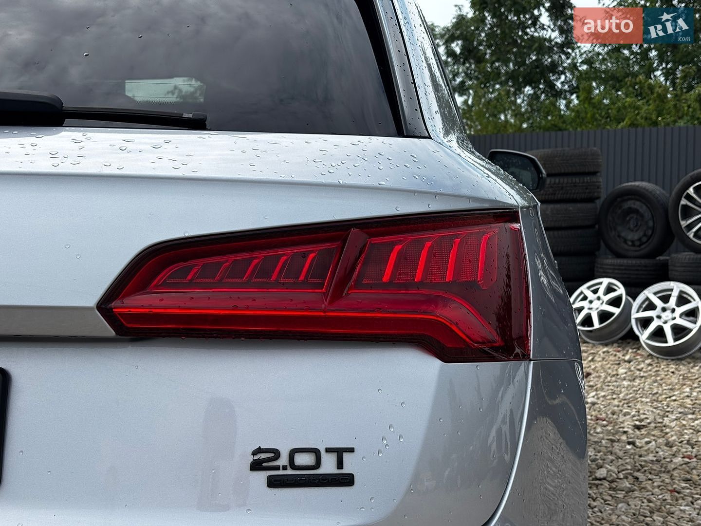 Audi Q5 2018 VIN WA1BNAFY1J2184393 фото оголошення 10 з 29
