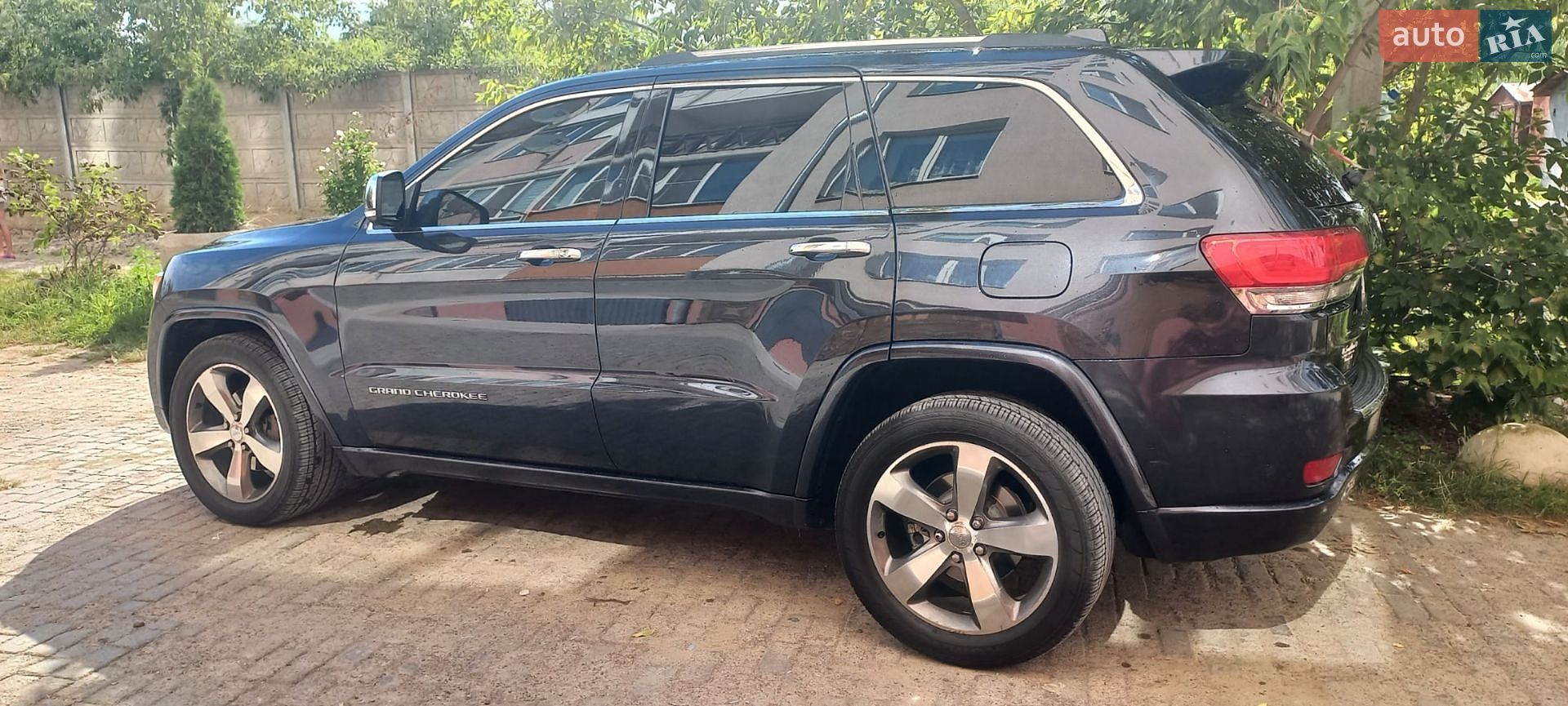 Jeep Grand Cherokee 2014 VIN 1C4RJECG9FC646803 фото оголошення 3 з 46