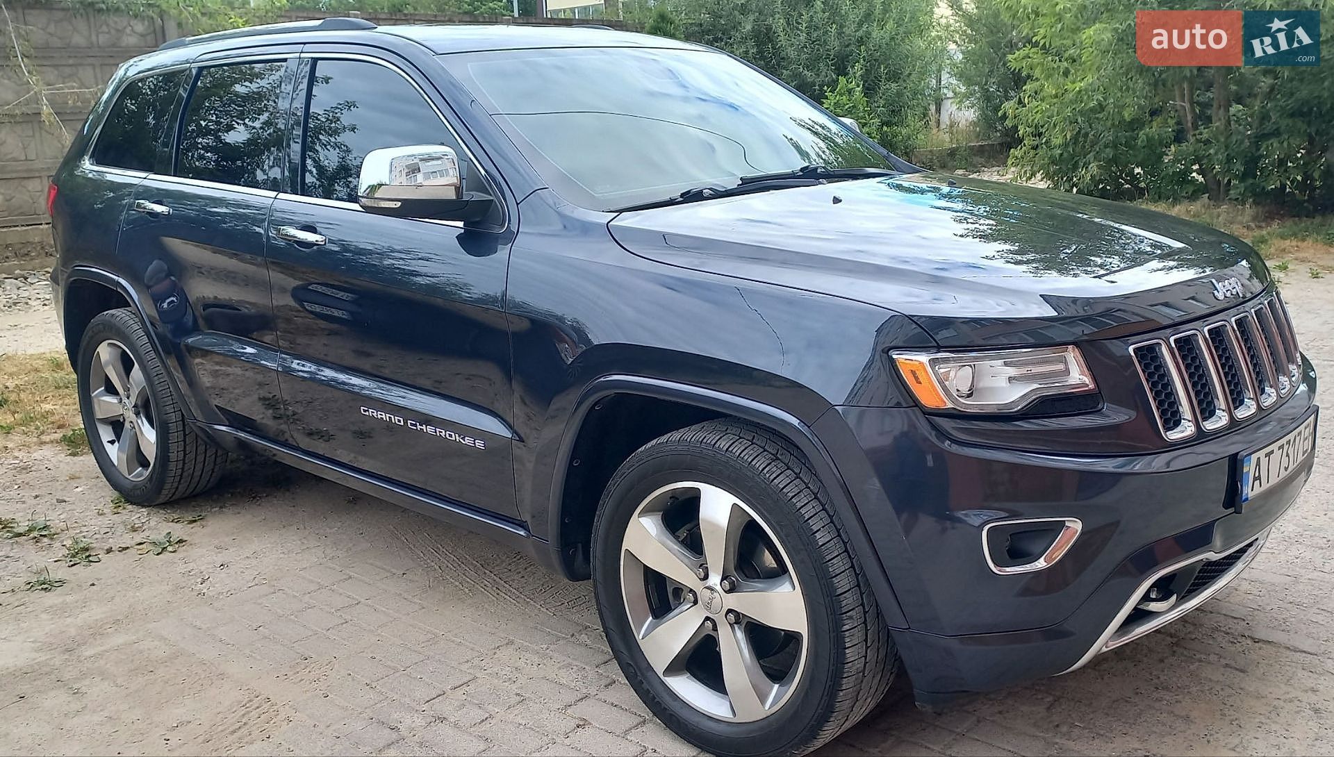 Jeep Grand Cherokee 2014 VIN 1C4RJECG9FC646803 фото оголошення 15 з 46
