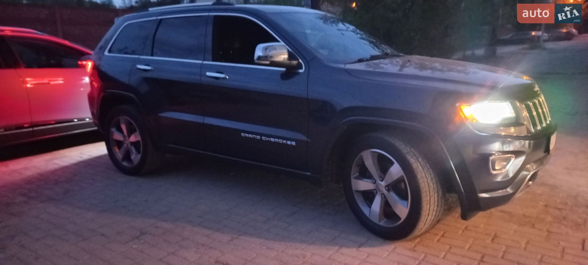 Jeep Grand Cherokee 2014 VIN 1C4RJECG9FC646803 фото оголошення 22 з 46