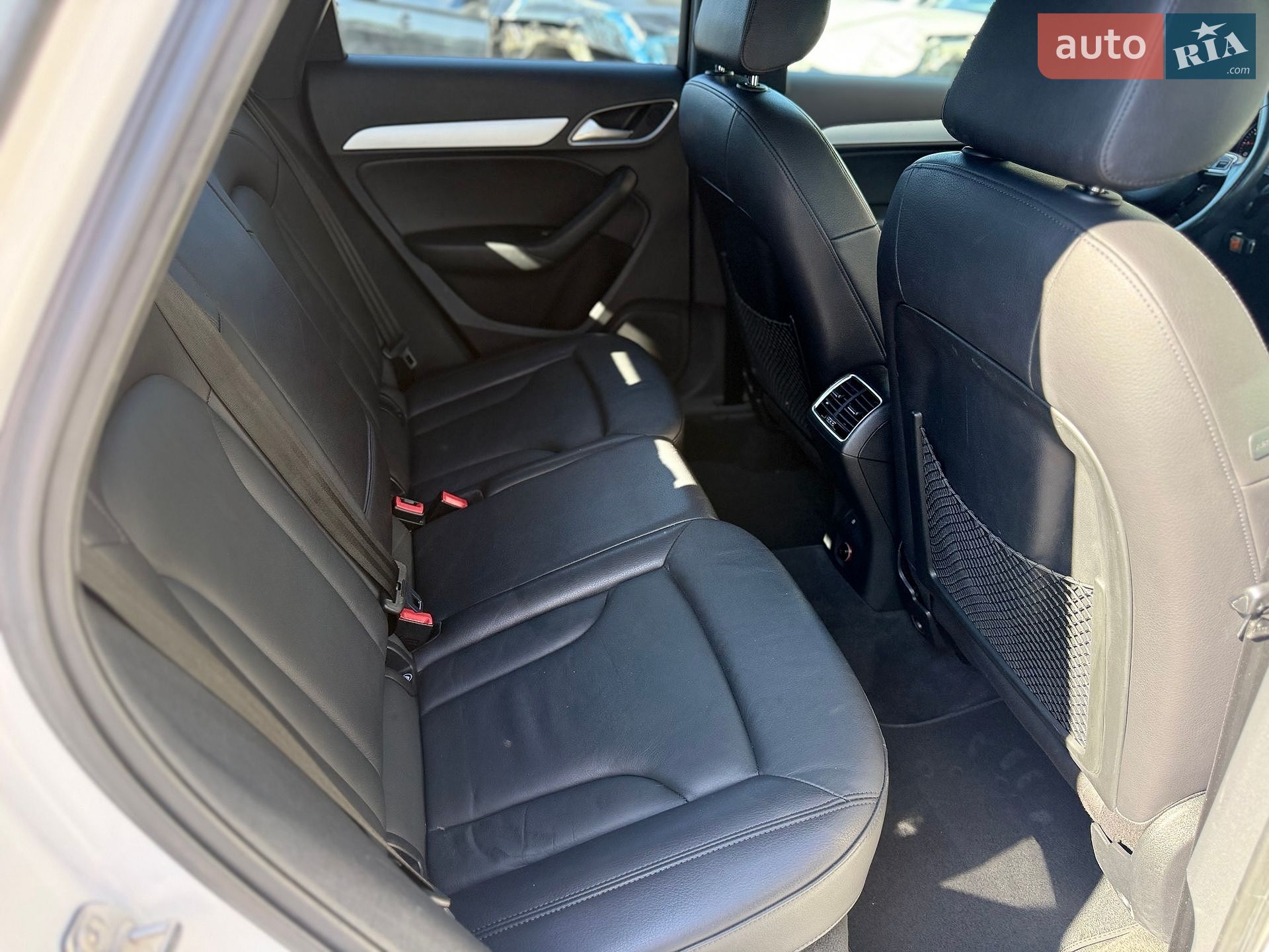 Audi Q3 2018 VIN WA1BCCFSXJR012223 фото оголошення 45 з 60