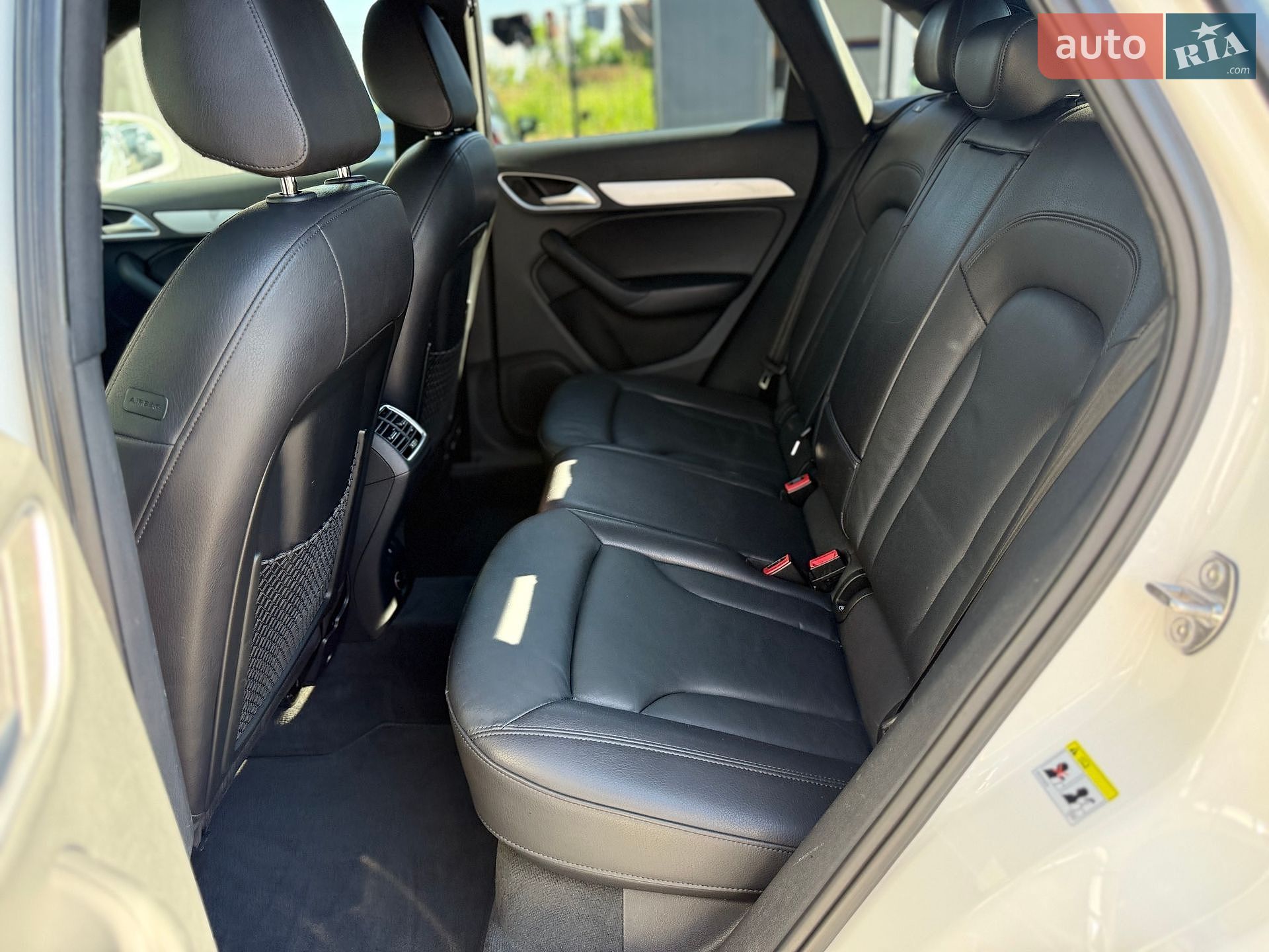 Audi Q3 2018 VIN WA1BCCFSXJR012223 фото оголошення 47 з 60