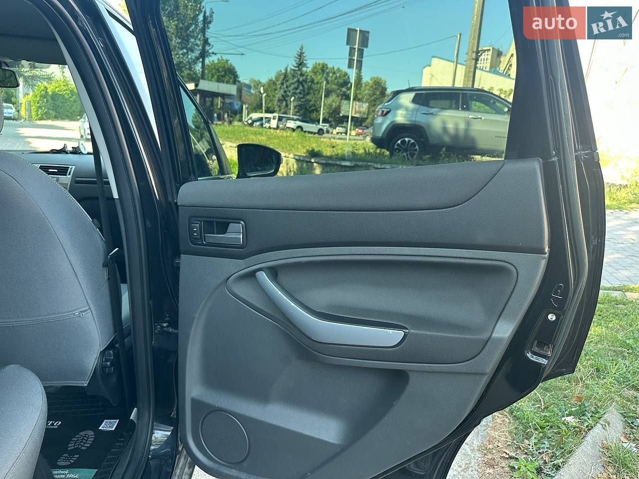 Ford Kuga 2011 VIN WF0RXXGCDRBD34529 фото оголошення 16 з 21