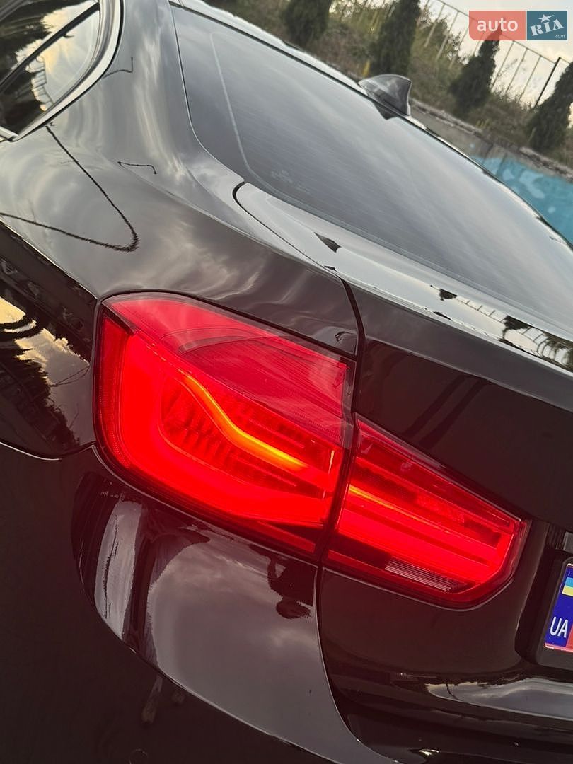 BMW 3 Series 2017 VIN WBA8E5C30HK389050 фото оголошення 17 з 31