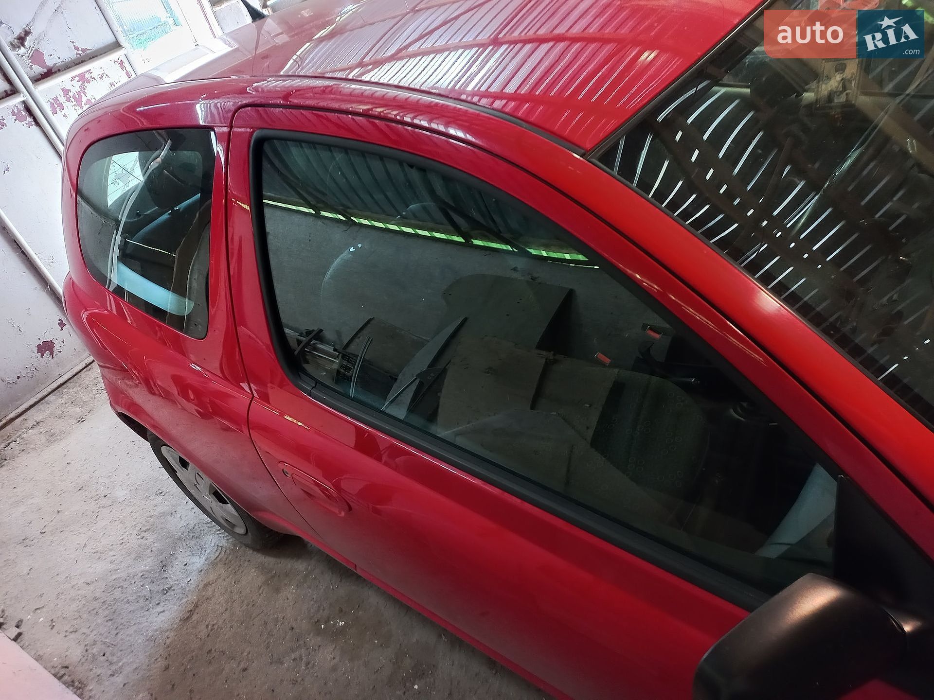 Toyota Yaris 2004 VIN VNKJV18390A355373 фото оголошення 4 з 18