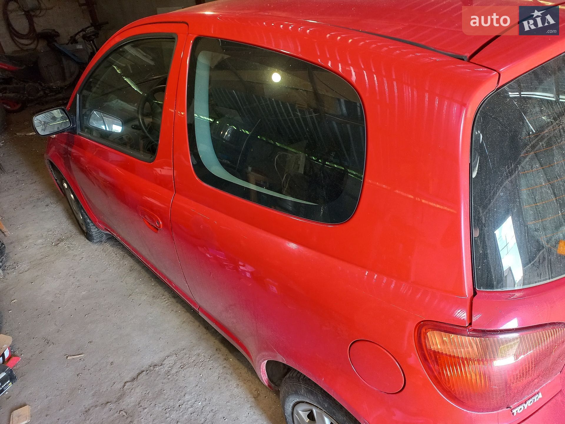 Toyota Yaris 2004 VIN VNKJV18390A355373 фото оголошення 7 з 18