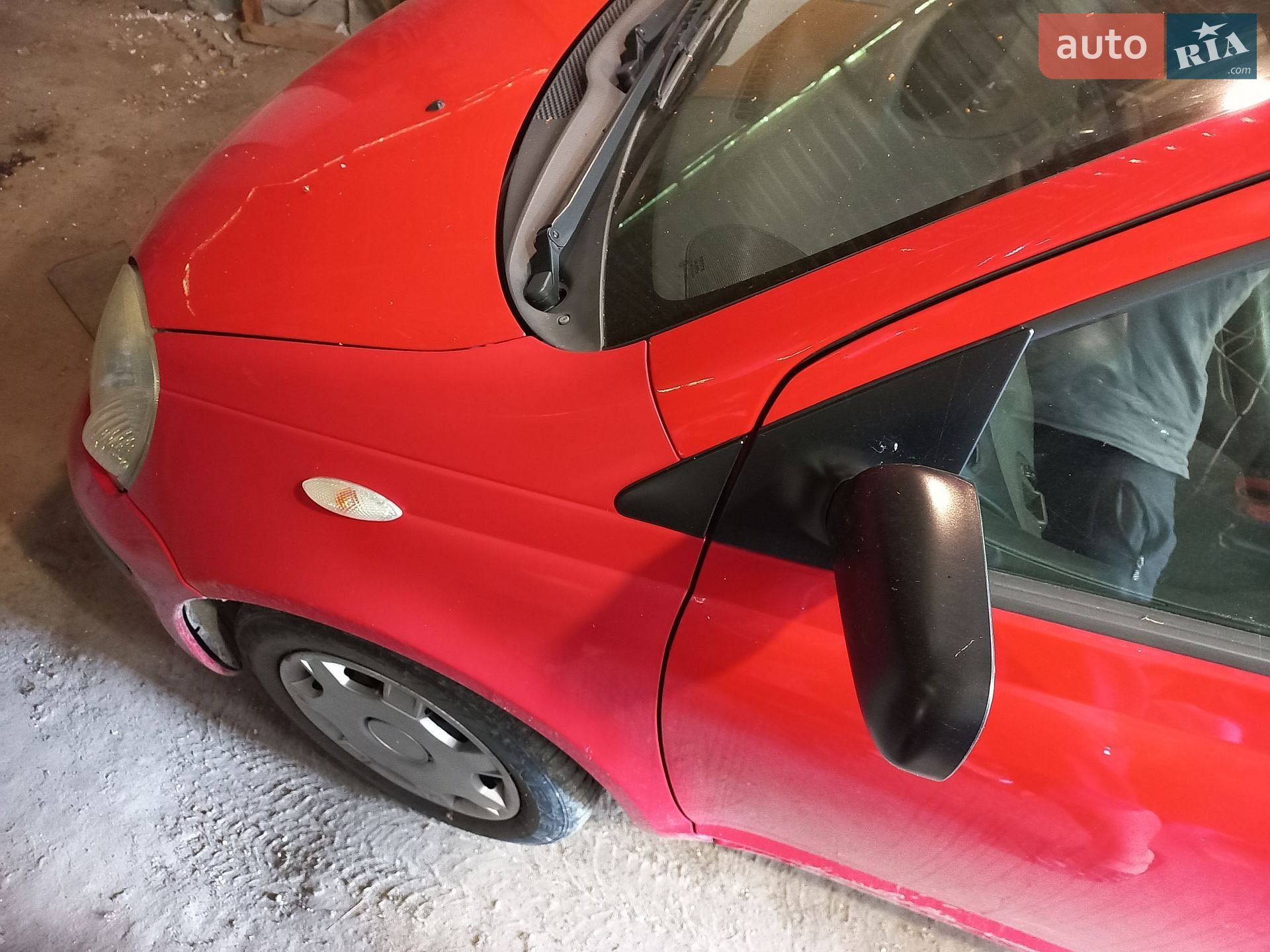 Toyota Yaris 2004 VIN VNKJV18390A355373 фото оголошення 8 з 18