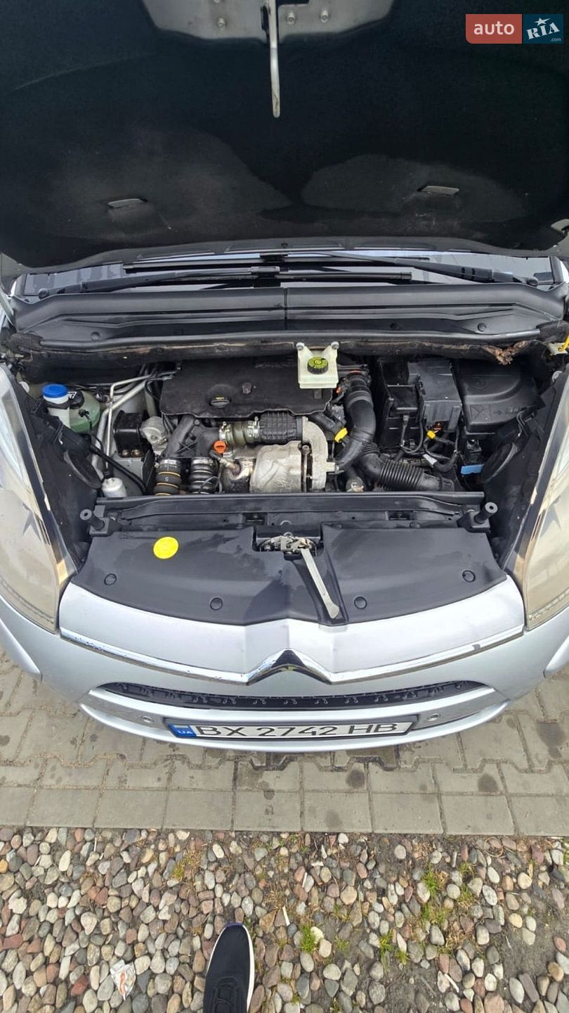 Citroen Grand C4 Picasso 2012 VIN VF7UA9HR8CJ727705 фото оголошення 13 з 21