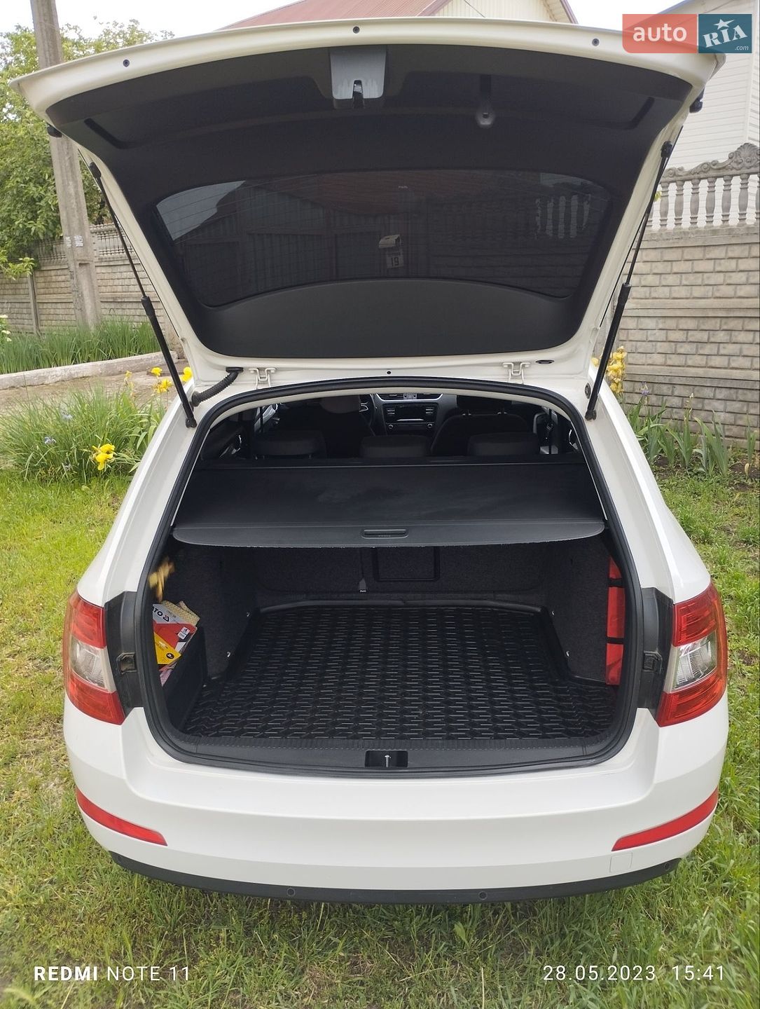 Skoda Octavia 2015 VIN TMBJJ7NE5G0115072 фото оголошення 3 з 17