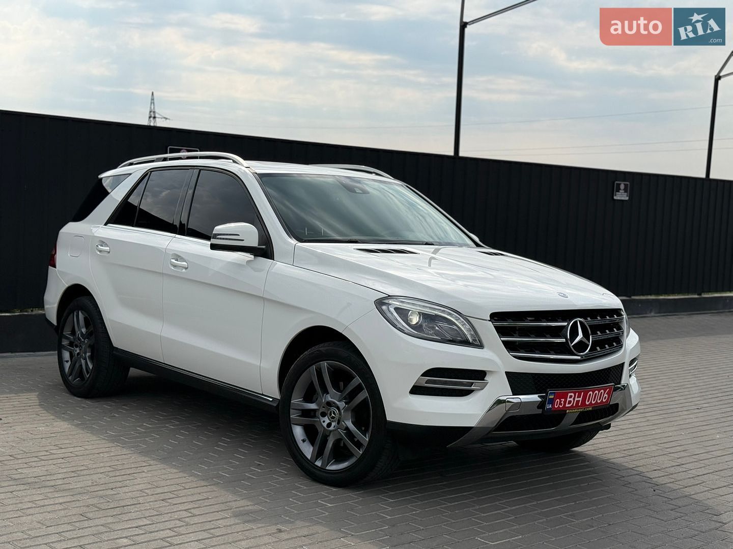 Mercedes-Benz M-Class 2014 VIN 4JGDA2EB0EA393628 фото оголошення 5 з 62