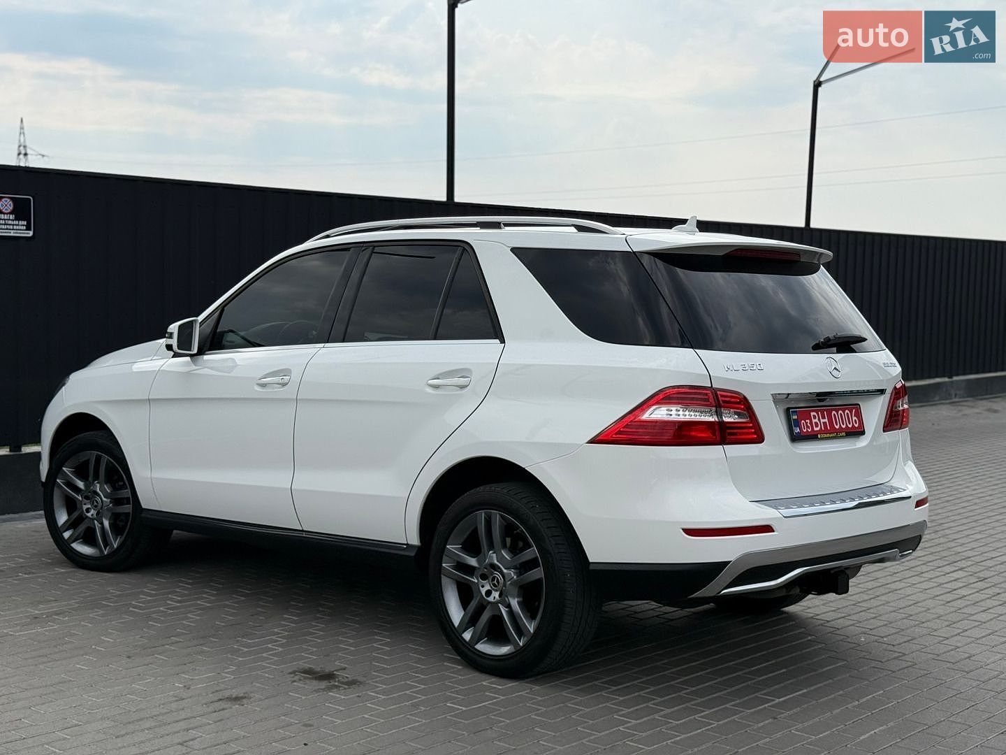 Mercedes-Benz M-Class 2014 VIN 4JGDA2EB0EA393628 фото оголошення 18 з 62
