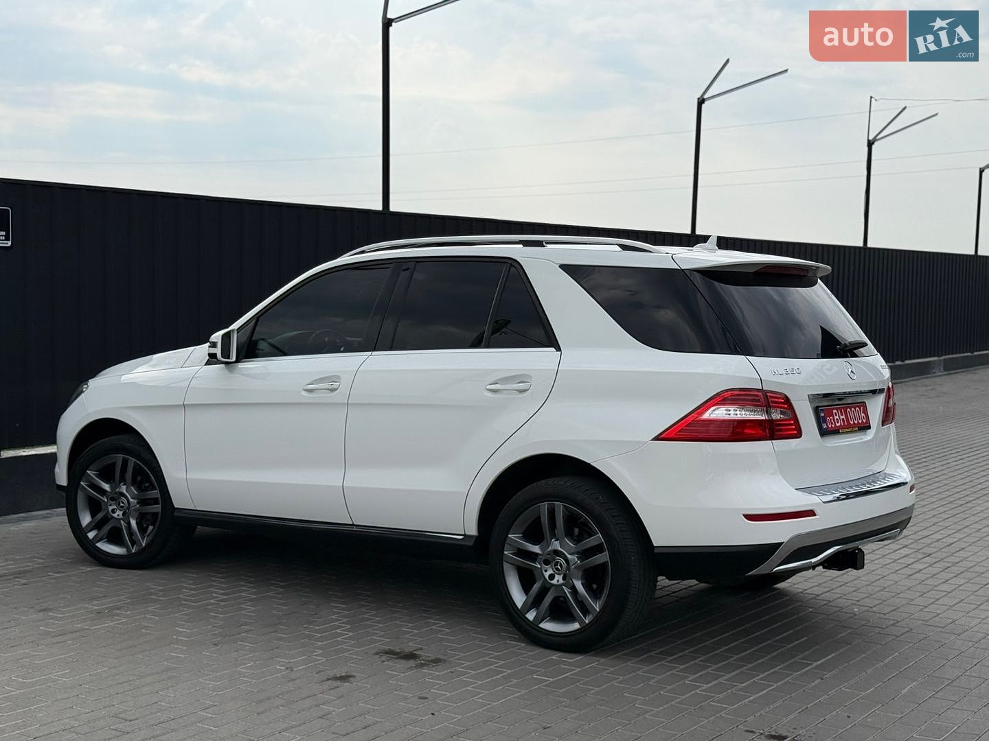 Mercedes-Benz M-Class 2014 VIN 4JGDA2EB0EA393628 фото оголошення 19 з 62