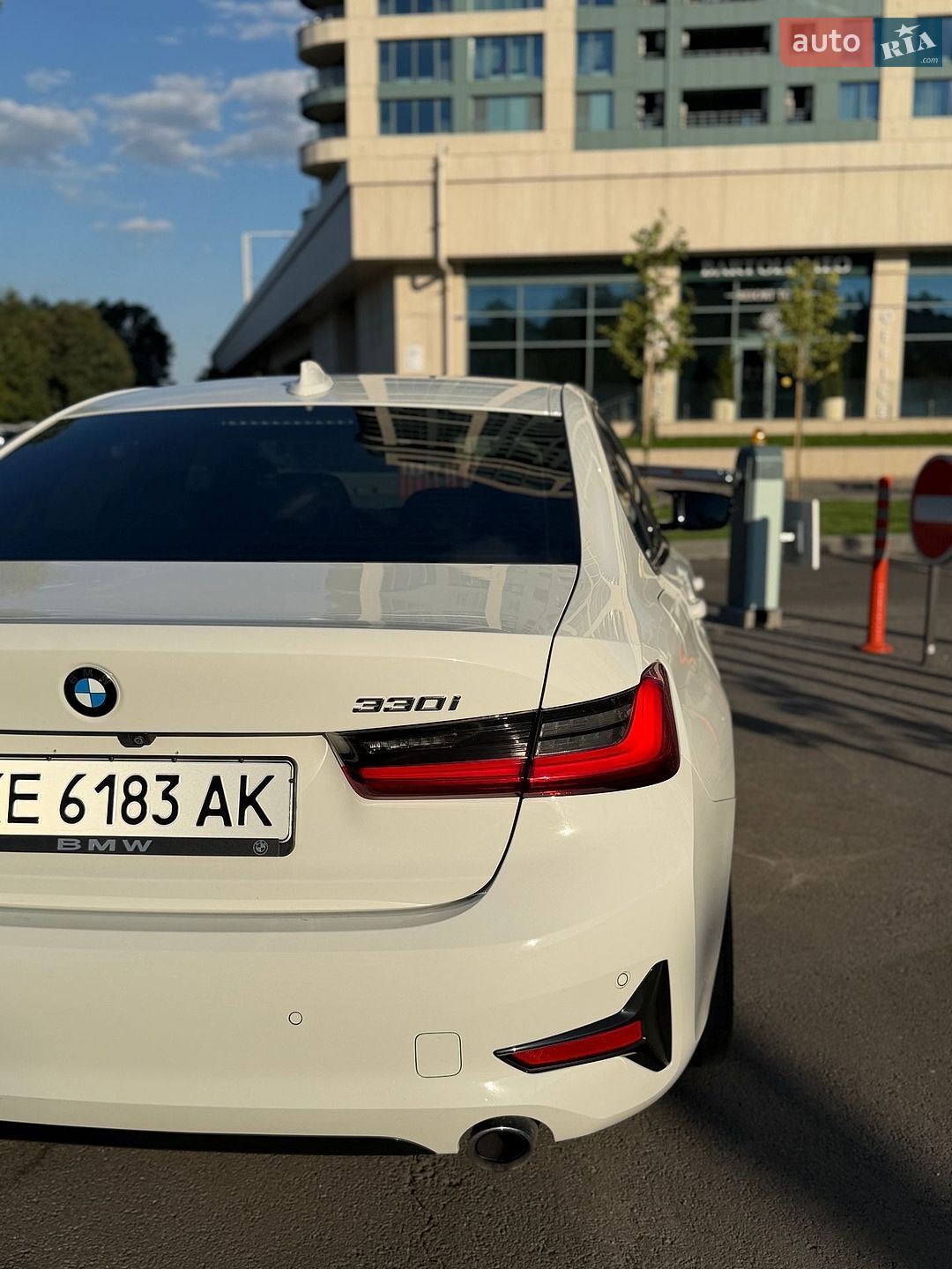 BMW 3 Series 2021 VIN 3MW5R1J06M8B79590 фото оголошення 7 з 52