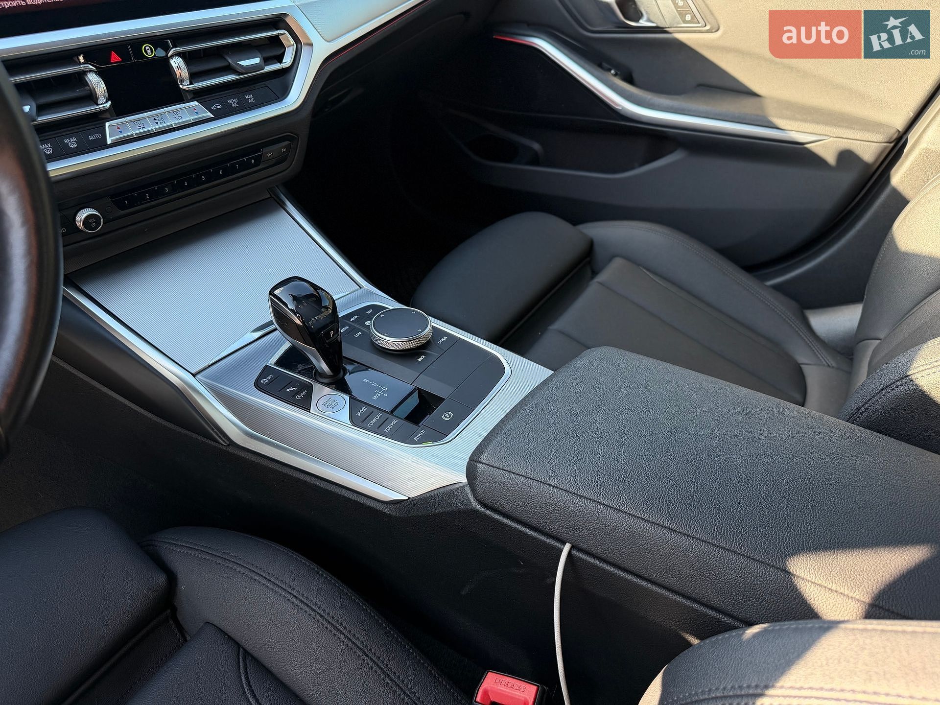 BMW 3 Series 2021 VIN 3MW5R1J06M8B79590 фото оголошення 18 з 52