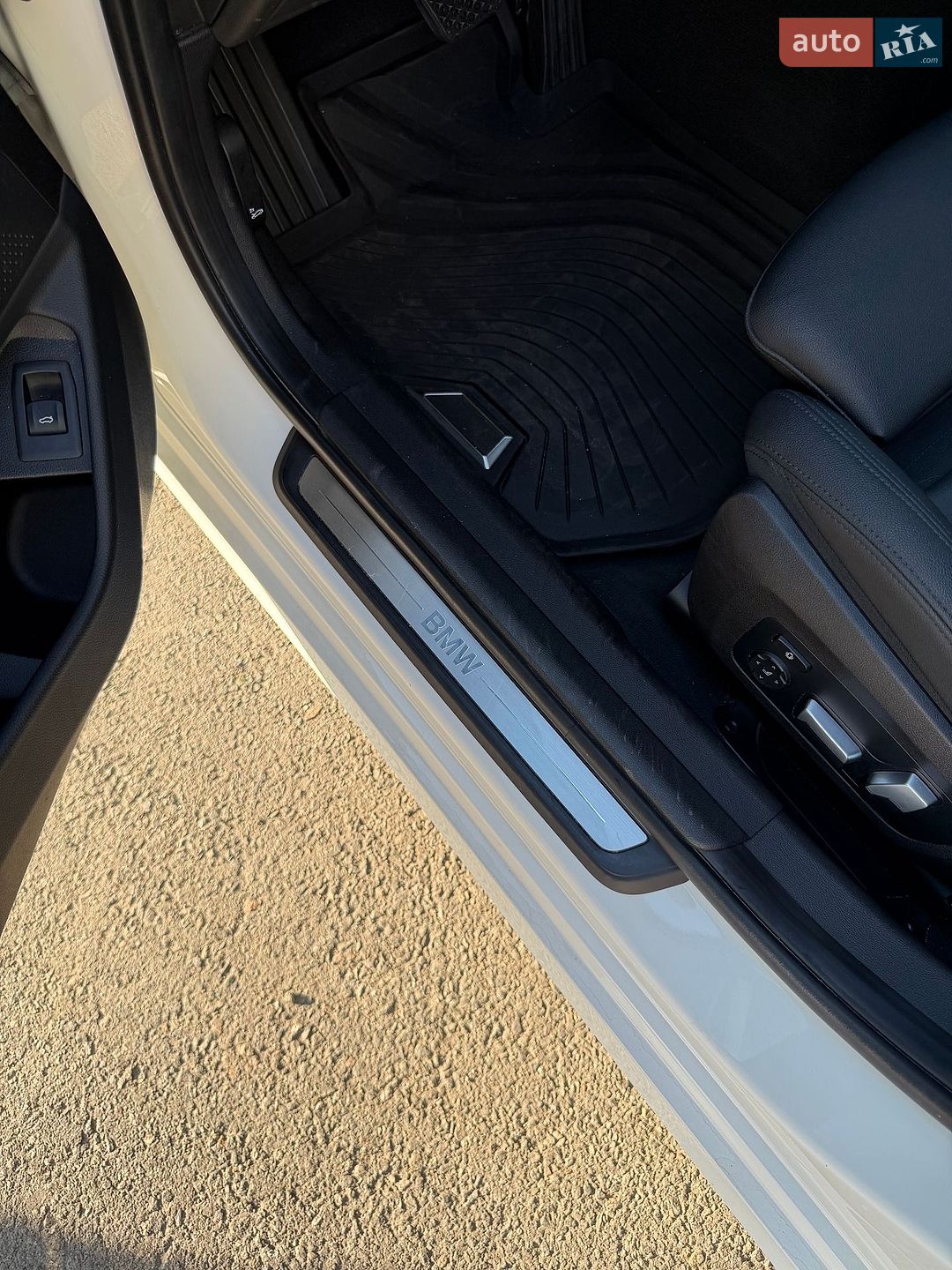 BMW 3 Series 2021 VIN 3MW5R1J06M8B79590 фото оголошення 20 з 52