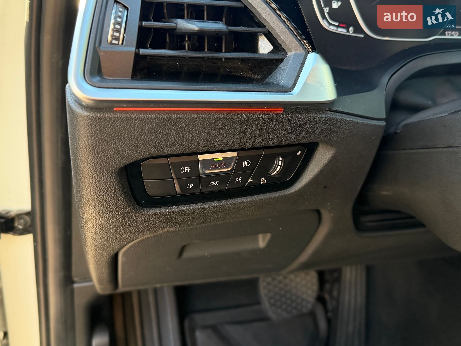 BMW 3 Series 2021 VIN 3MW5R1J06M8B79590 фото оголошення 22 з 52