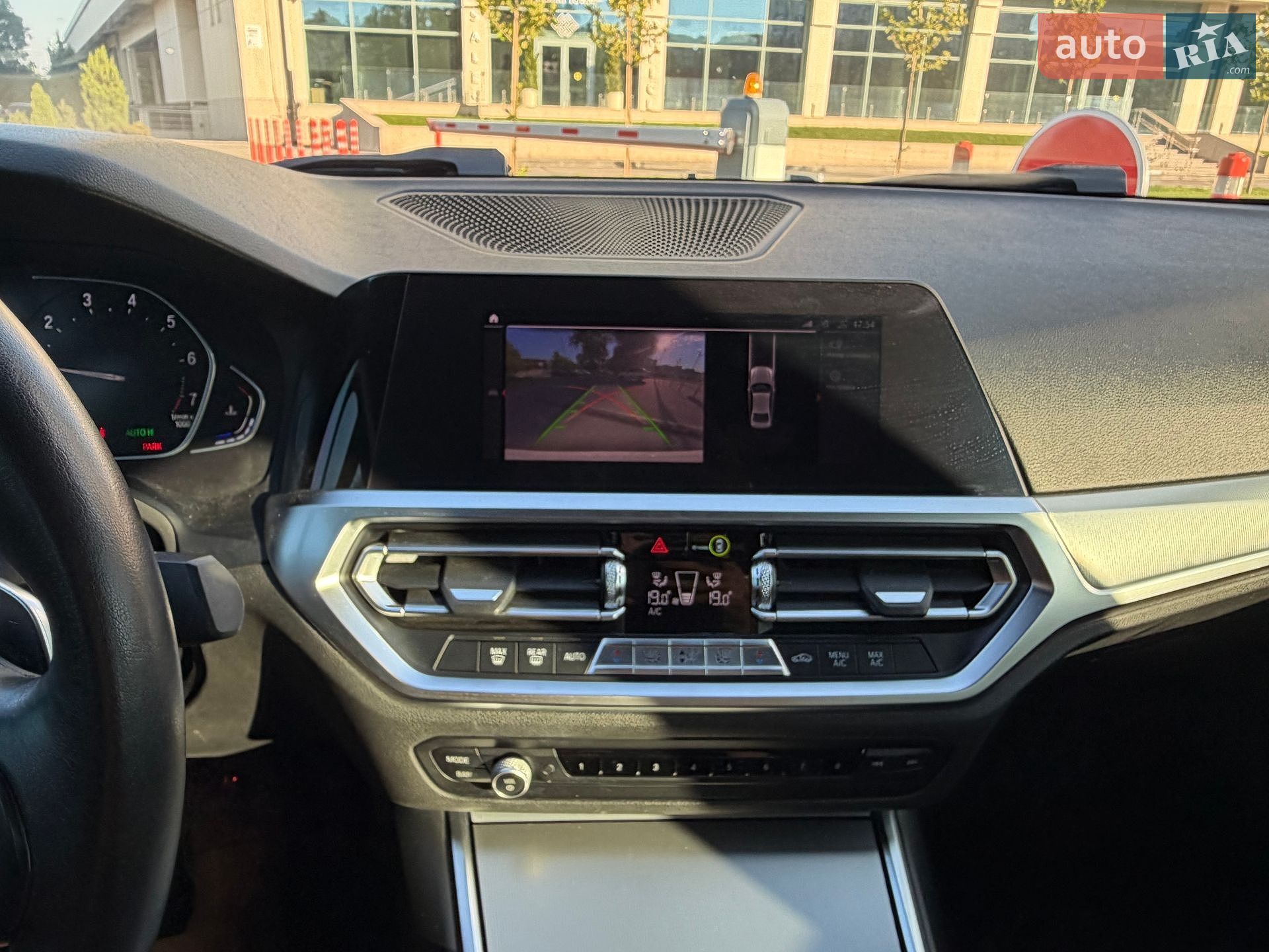 BMW 3 Series 2021 VIN 3MW5R1J06M8B79590 фото оголошення 27 з 52