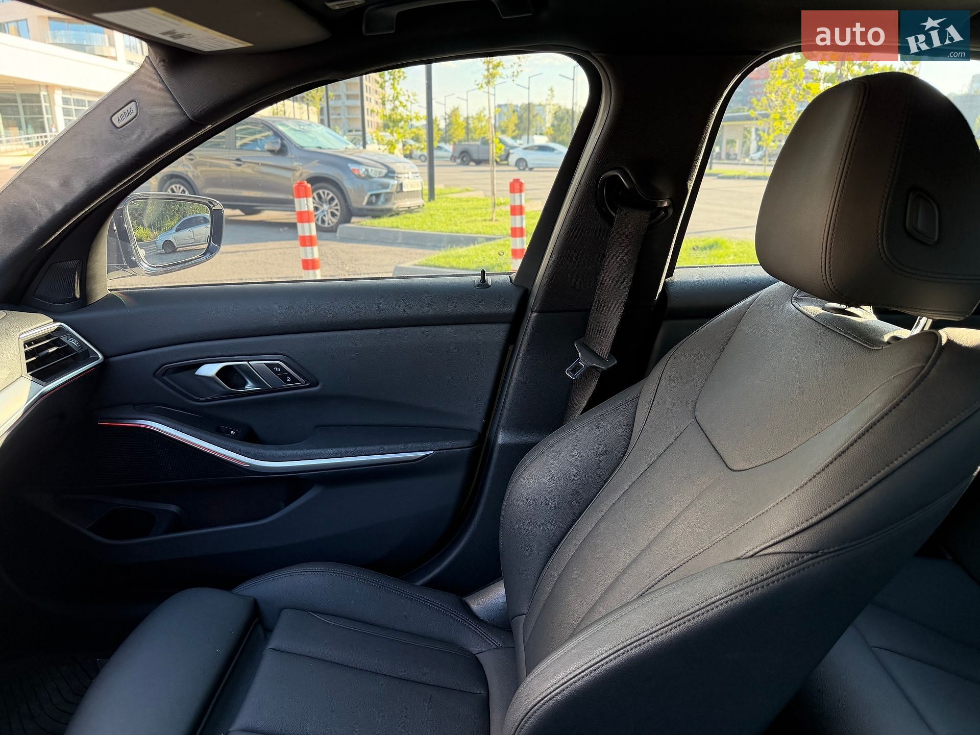 BMW 3 Series 2021 VIN 3MW5R1J06M8B79590 фото оголошення 28 з 52