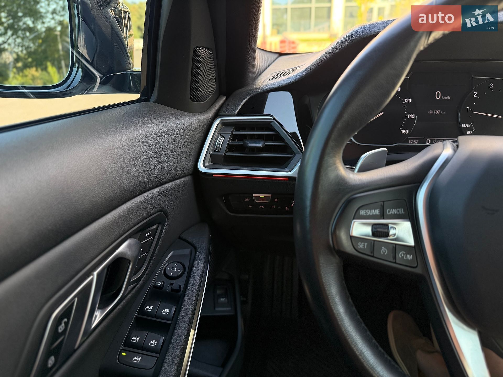 BMW 3 Series 2021 VIN 3MW5R1J06M8B79590 фото оголошення 30 з 52