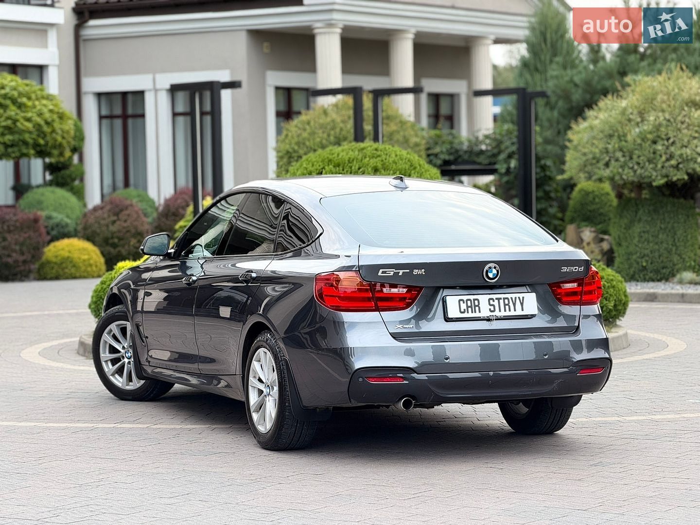 BMW 3 Series 2015 VIN WBA3Y51050GZ92190 фото оголошення 3 з 56