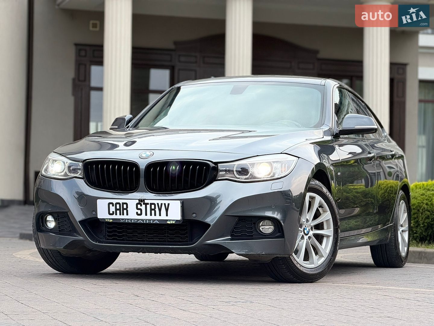 BMW 3 Series 2015 VIN WBA3Y51050GZ92190 фото оголошення 13 з 56