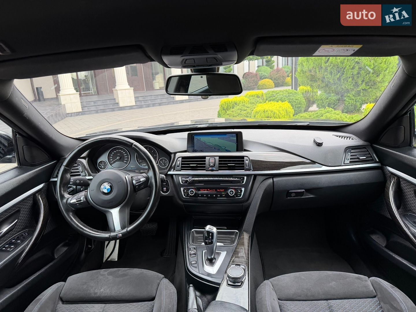 BMW 3 Series 2015 VIN WBA3Y51050GZ92190 фото оголошення 35 з 56