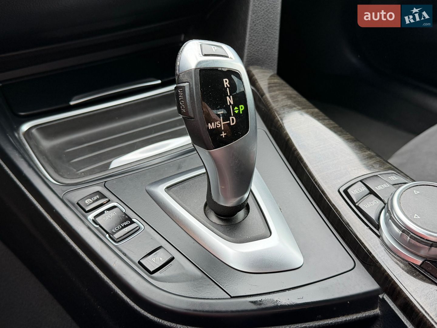 BMW 3 Series 2015 VIN WBA3Y51050GZ92190 фото оголошення 52 з 56