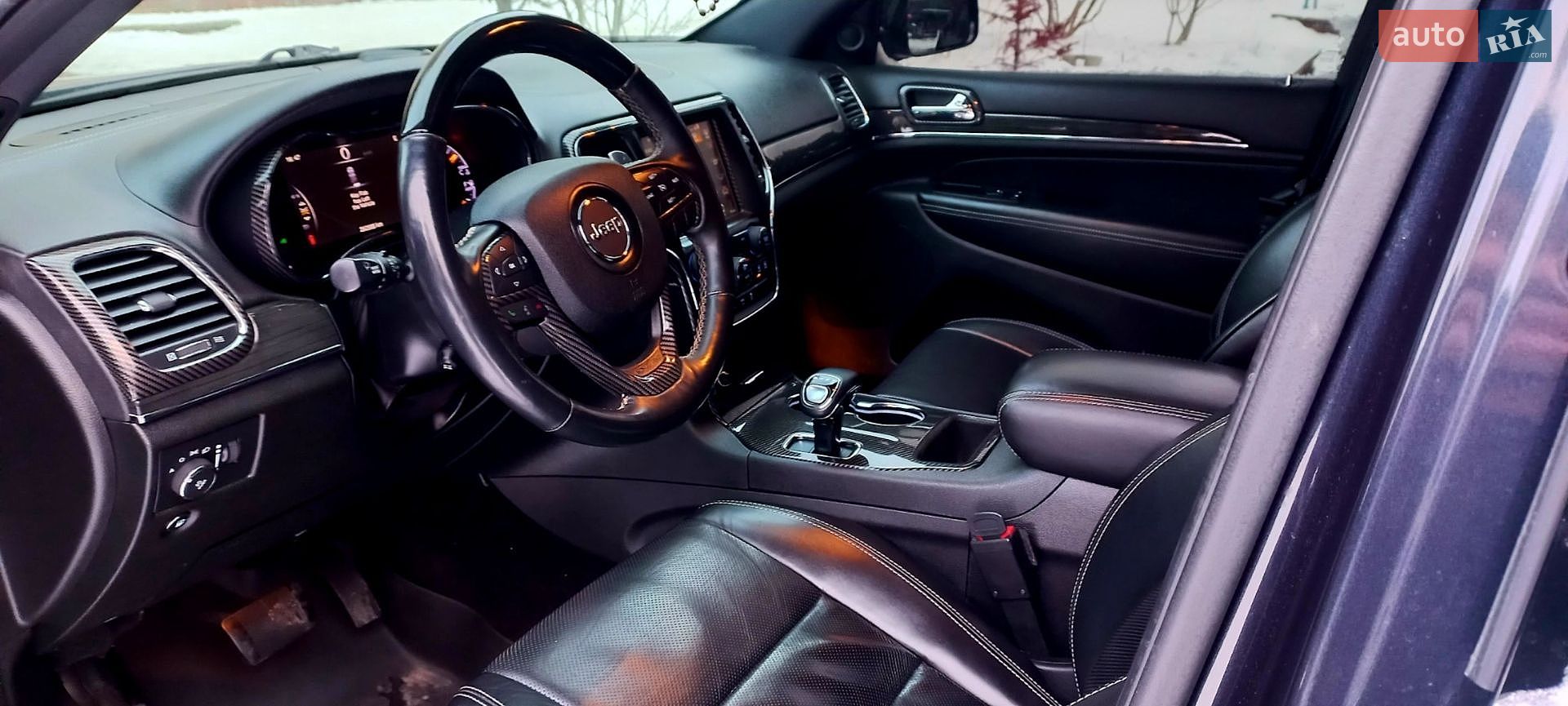 Jeep Grand Cherokee 2014 VIN 1C4RJECG9FC646803 фото оголошення 6 з 31