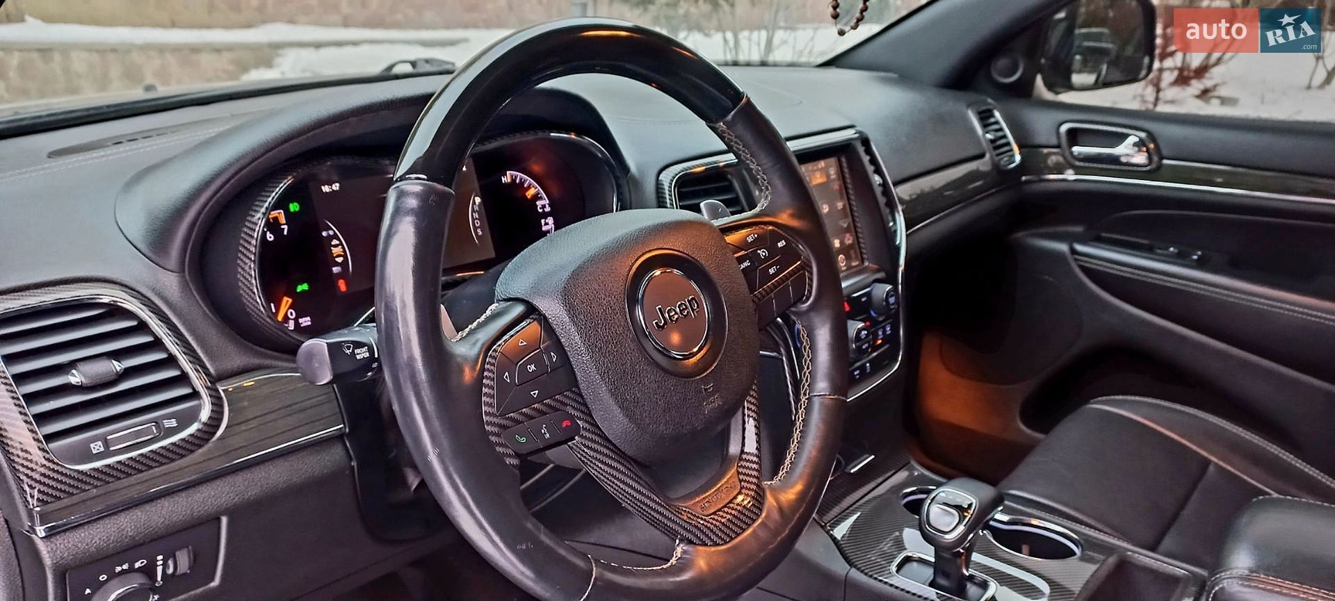 Jeep Grand Cherokee 2014 VIN 1C4RJECG9FC646803 фото оголошення 5 з 31