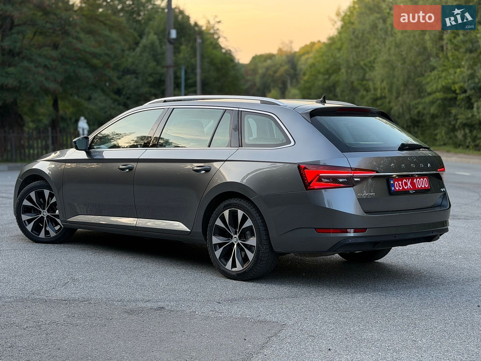Skoda Superb 2022 VIN TMBLR9NPXP7014468 фото оголошення 21 з 70