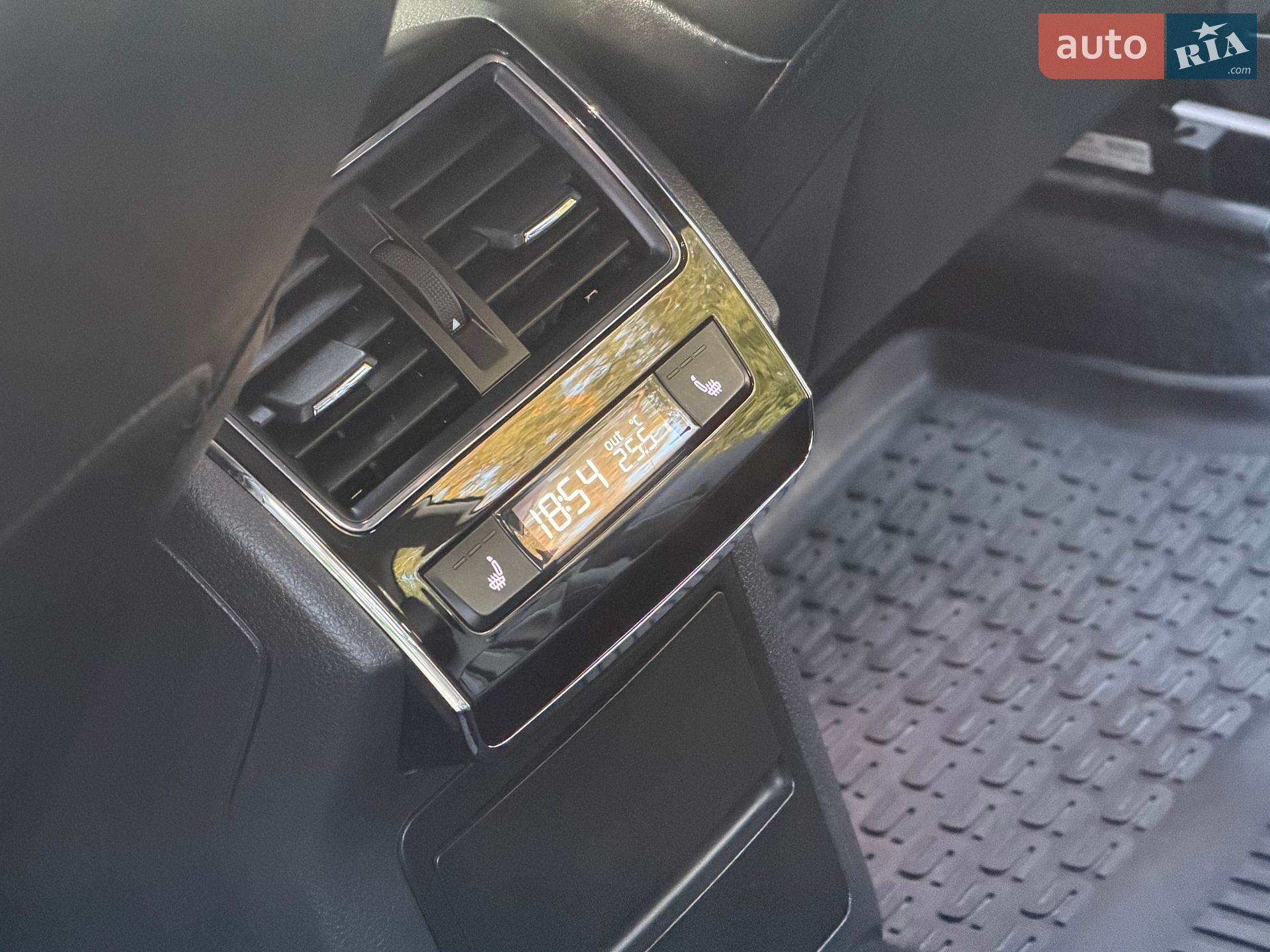 Skoda Superb 2022 VIN TMBLR9NPXP7014468 фото оголошення 41 з 70