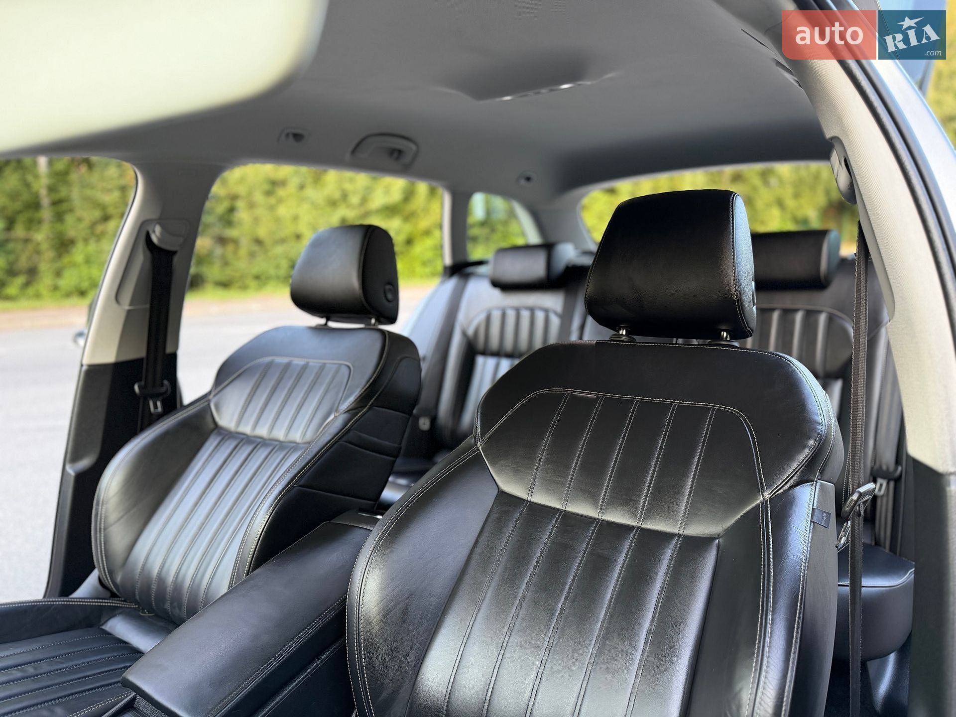 Skoda Superb 2022 VIN TMBLR9NPXP7014468 фото оголошення 47 з 70