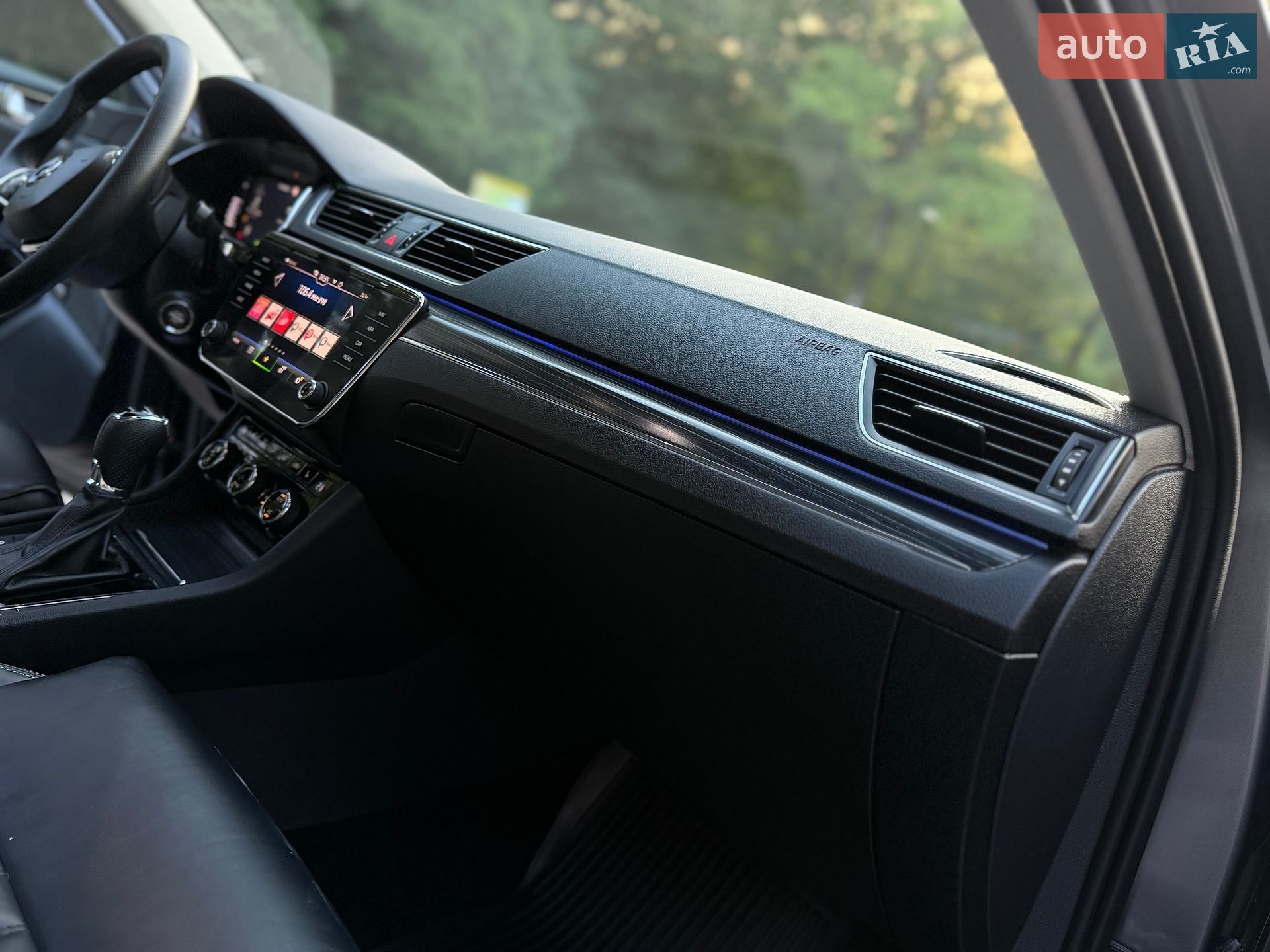 Skoda Superb 2022 VIN TMBLR9NPXP7014468 фото оголошення 55 з 70
