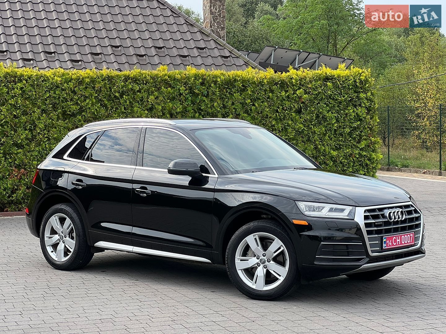 Audi Q5 2018 VIN WA1BNAFY5J2241887 фото оголошення 19 з 70
